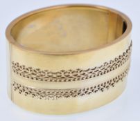 VICTORIAN PINCHBECK GOLD 19TH CENTURY FILIGREE WORKED BANGLE