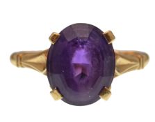 18CT GOLD AND AMETHYST RING