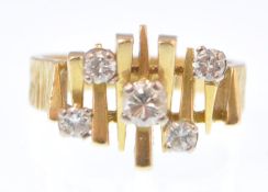 ALAN MARTIN GARD: 18CT GOLD & DIAMOND RING