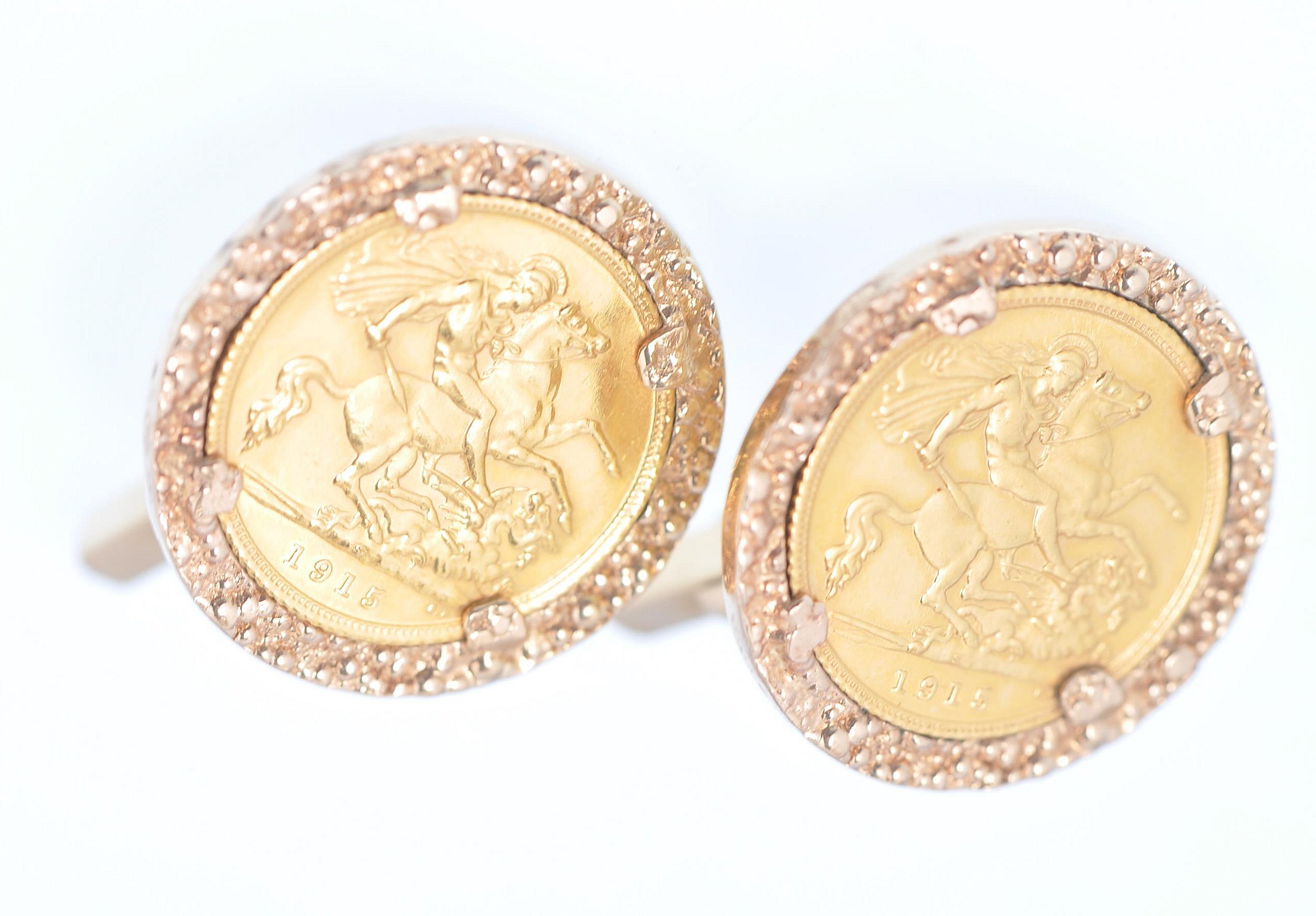 PAIR 9CT GOLD GENTLEMANS CUFFLINKS INSET WITH HALF SOVEREIGNS