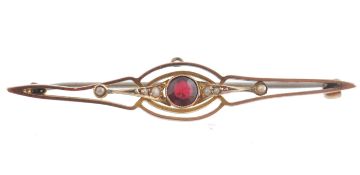 9CT GOLD ART NOUVEAU RUBY AND SEED PEARL LADIES BAR BROOCH
