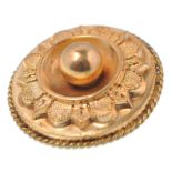 VICTORIAN GOLD ROUNDEL FORM BROOCH