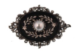 An early 20th century French 18ct gold, silver onyx diamond and pearl brooch pin. The brooch