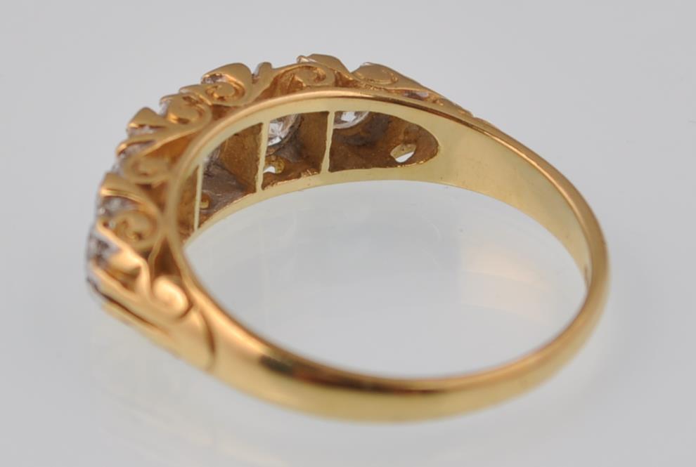 18CT GOLD AND 5 STONE DIAMOND RING APPROX 0.85CT - Image 2 of 7