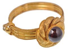 18CT GOLD EARLY VICTORIAN BRACELET SET WITH CABOCHON GARNET