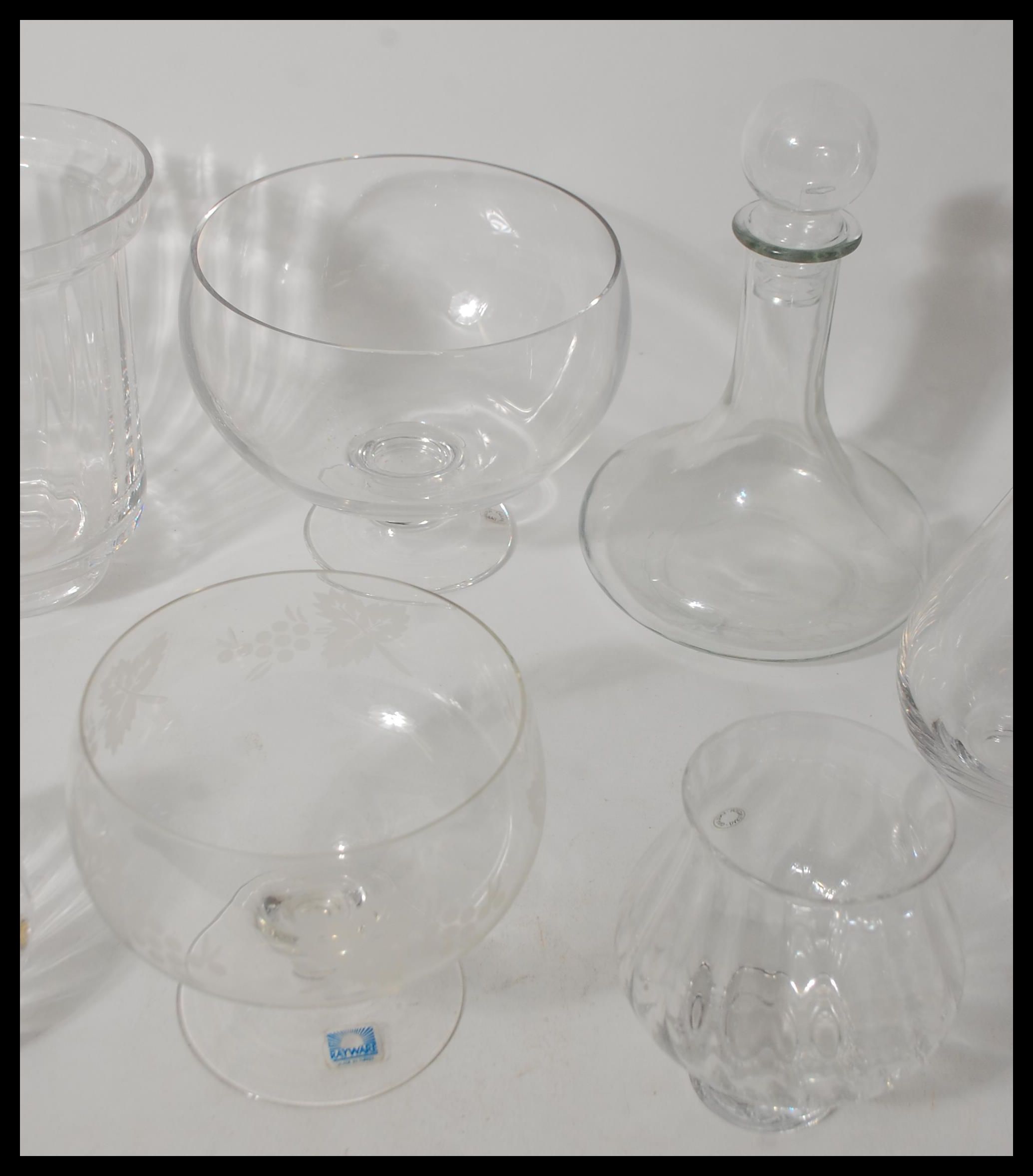 A collection of vintage glassware including Dartin - Image 3 of 6