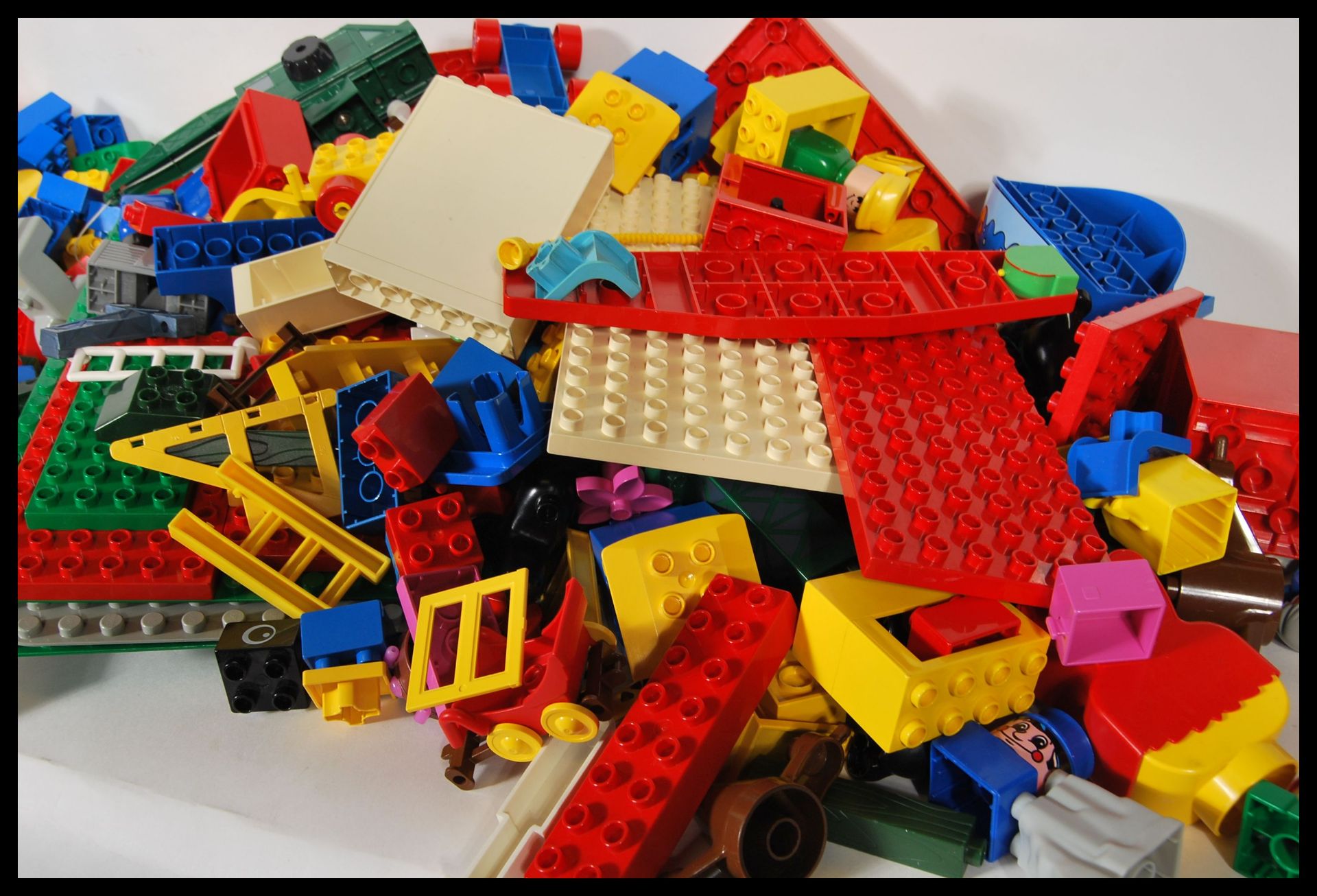 A collection of retro Duplo lego style building lots together with building pads and figures. - Image 5 of 8