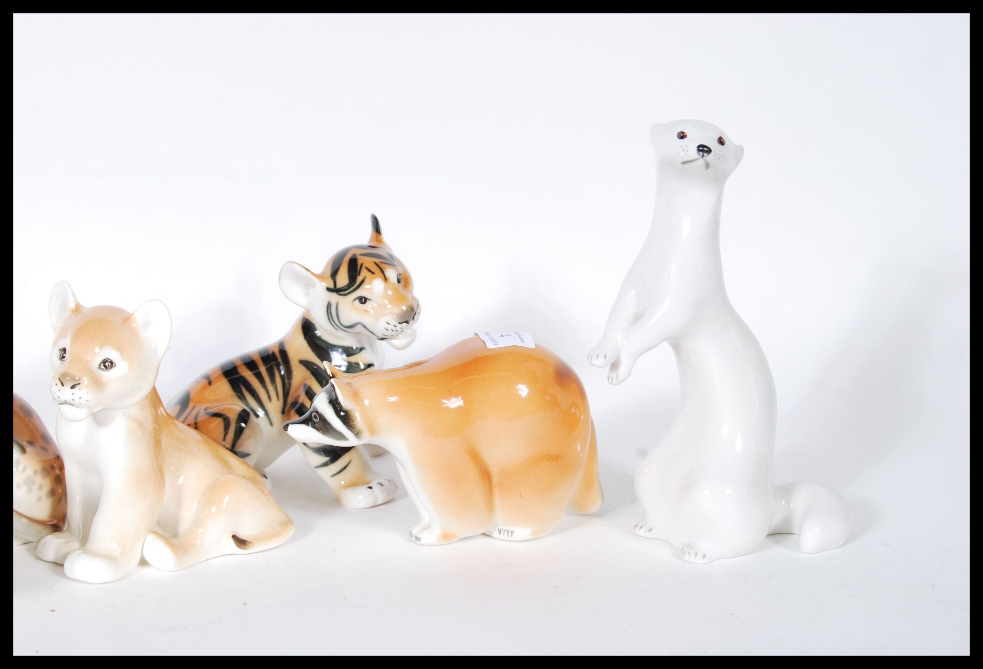 A collection of eleven vintage Russian USSR Lomonosov ceramic figurines of animals to include - Bild 4 aus 8