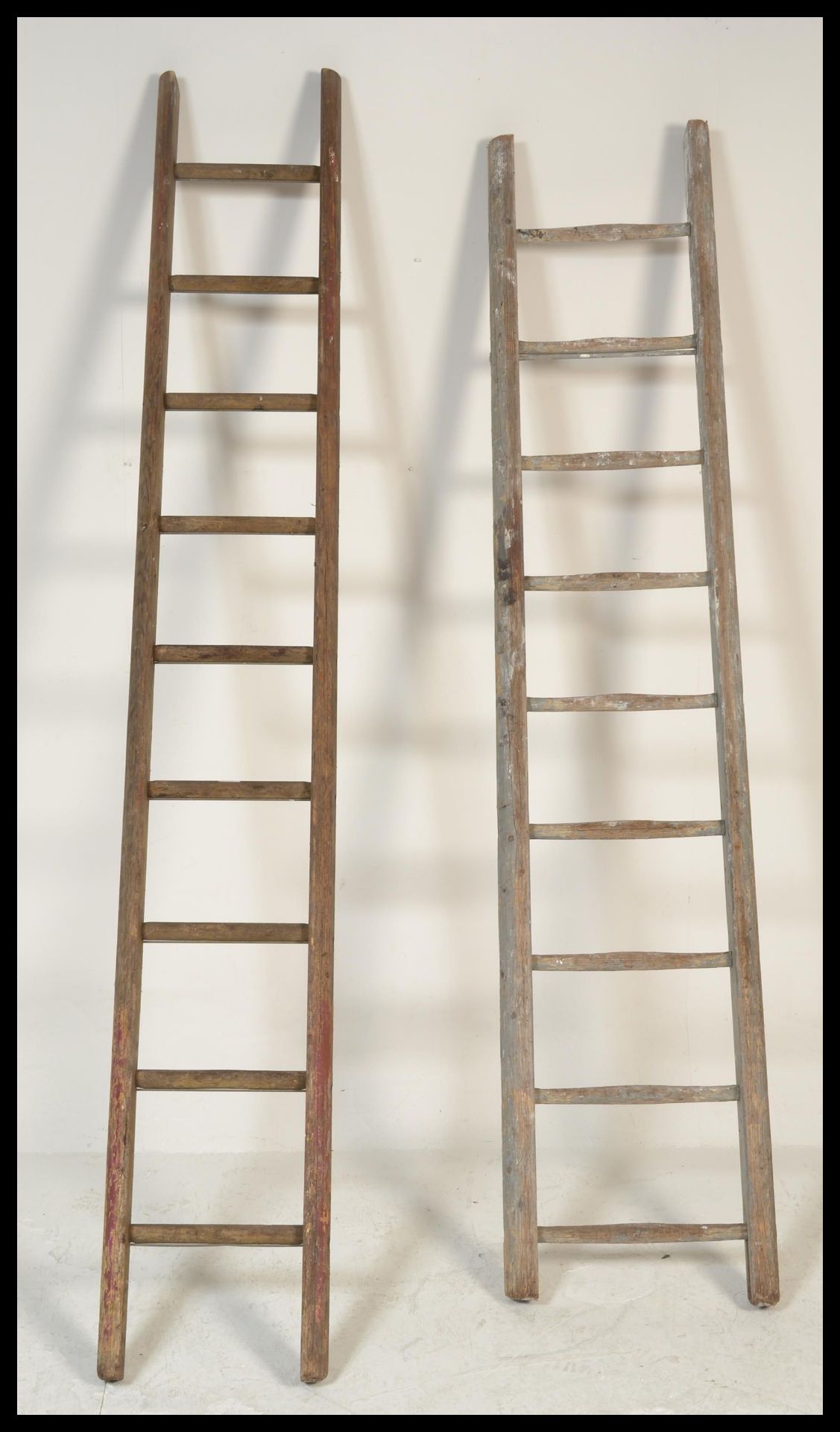 A pair of vintage mid 20th Century industrial wooden ladders, the ladders with turned steps each - Bild 2 aus 9