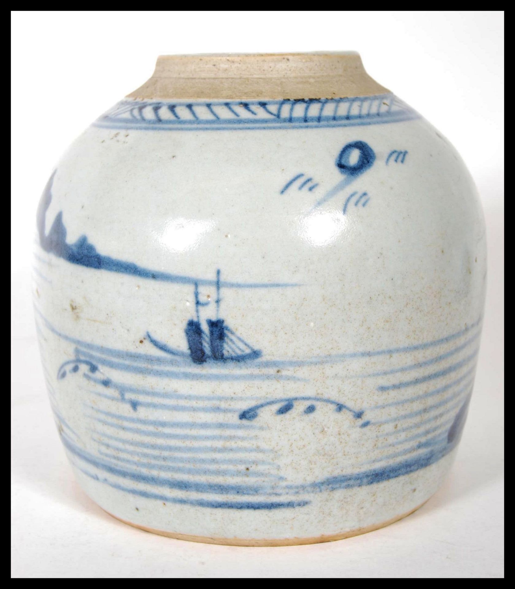 A late 18th/ early 19th Century blue and white Chinese stoneware ginger jar of bulbous form, - Bild 3 aus 6