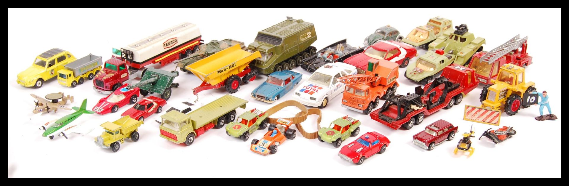 COLLECTION OF LOOSE VINTAGE DIECAST
