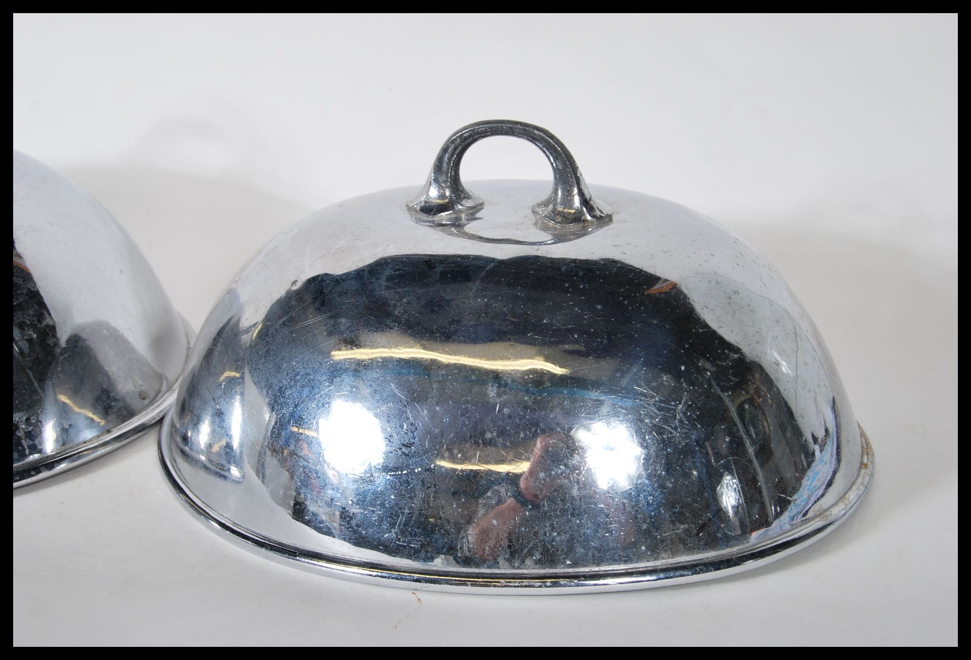 A set of three graduating late 19th Century / early 20th Century silver plated meat cloches / covers - Bild 4 aus 5