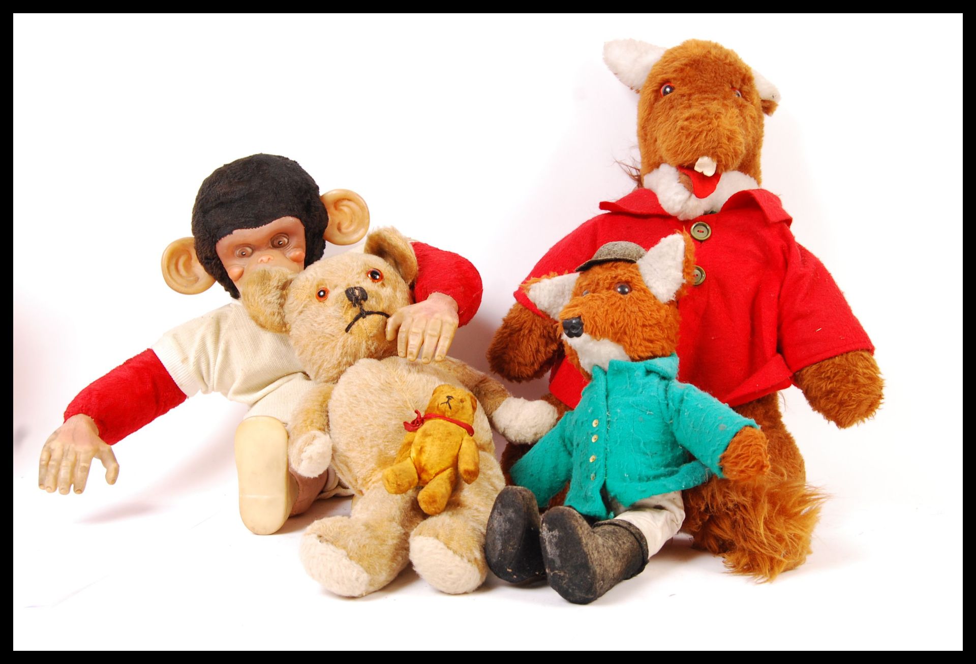 ASSORTED VINTAGE SOFT TOY TEDDIES