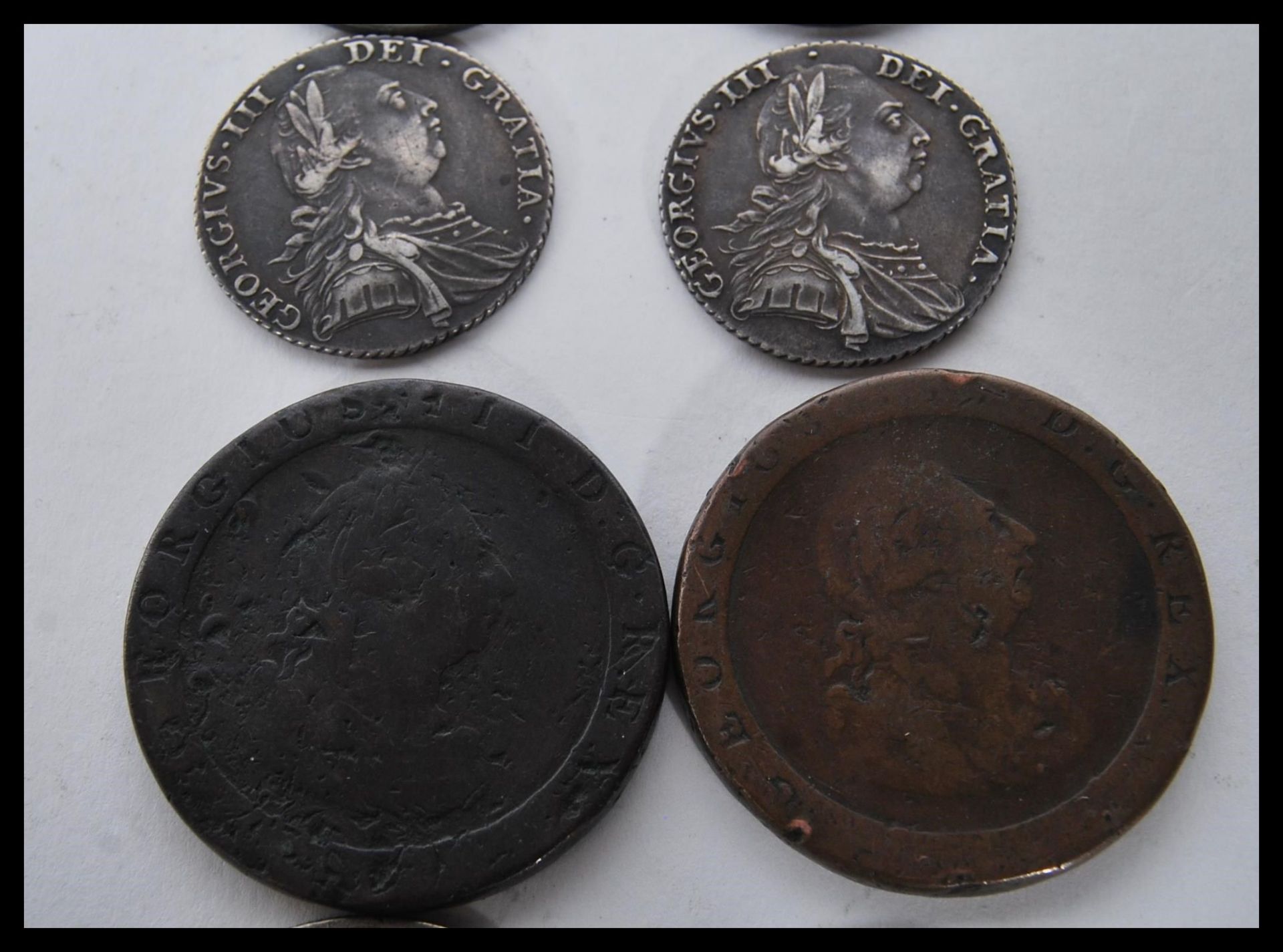 A collection of silver and copper coins dating from the 18th Century to include two 1787 George - Bild 9 aus 13