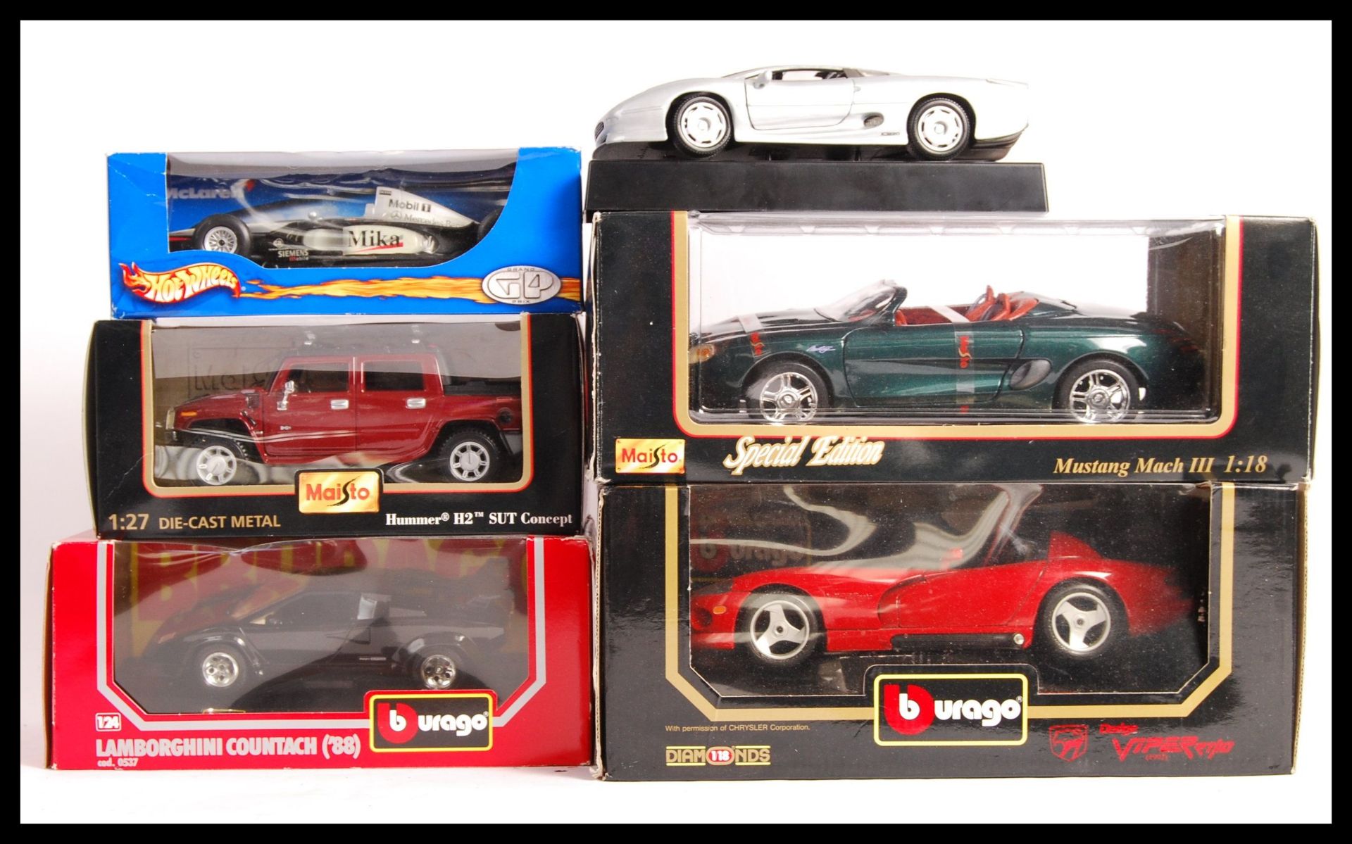 ASSORTED 1:18 & 1:24 SCALE DIECAST MODEL VEHICLES