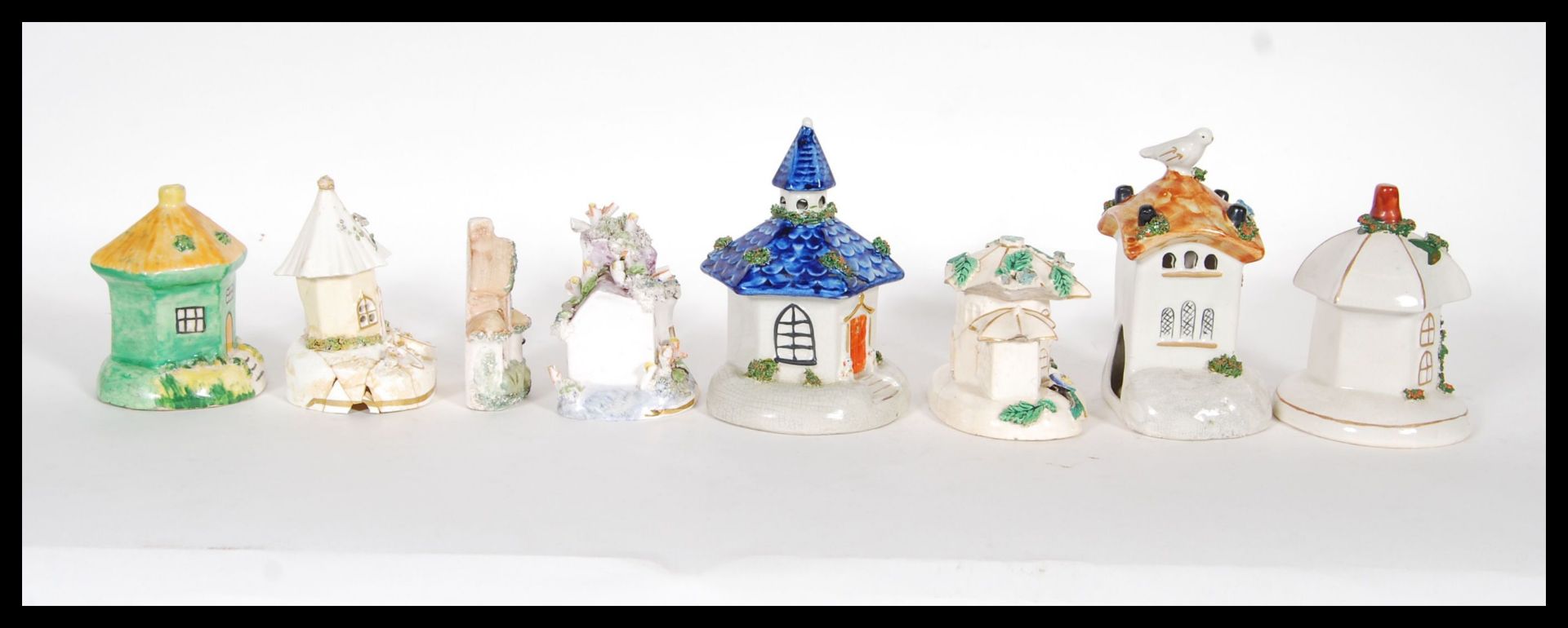 A group of eight 19th Century Victorian Staffordshire ceramic house and cottage pastille burners - Bild 2 aus 7