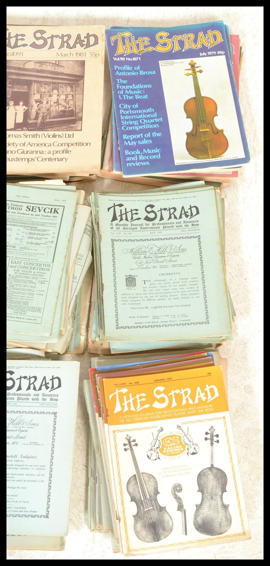 A collection of 20th Century Strad magazines dating from the 1920's through to the 1980's. The - Bild 4 aus 4