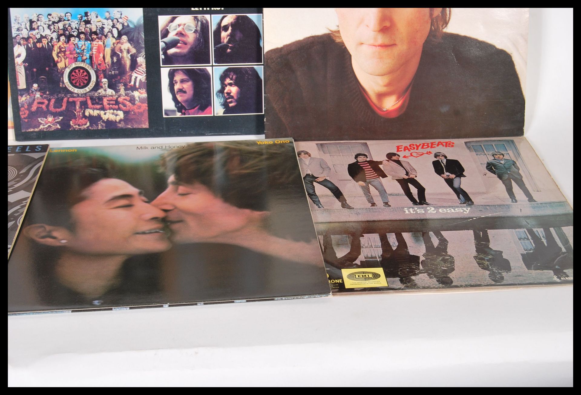 A collection of vinyl long play LP record albums to include From Nowhere The Troggs, Pink Floyd Wish - Bild 4 aus 9