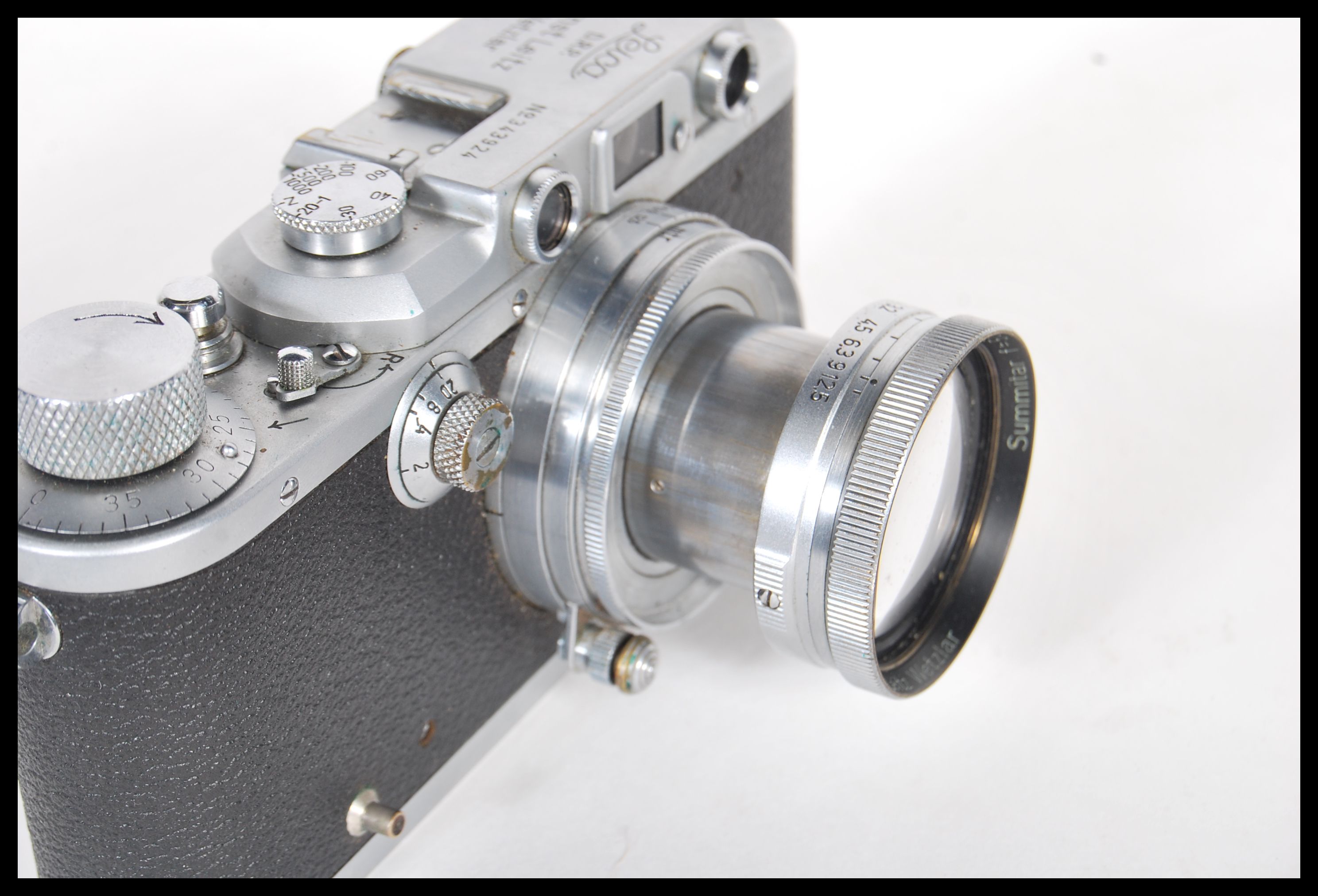 A Leica lll D.P.R Rangefinder chrome camera by Ernst Leitz Wetzlar Germany, Serial number 343924. - Image 6 of 7