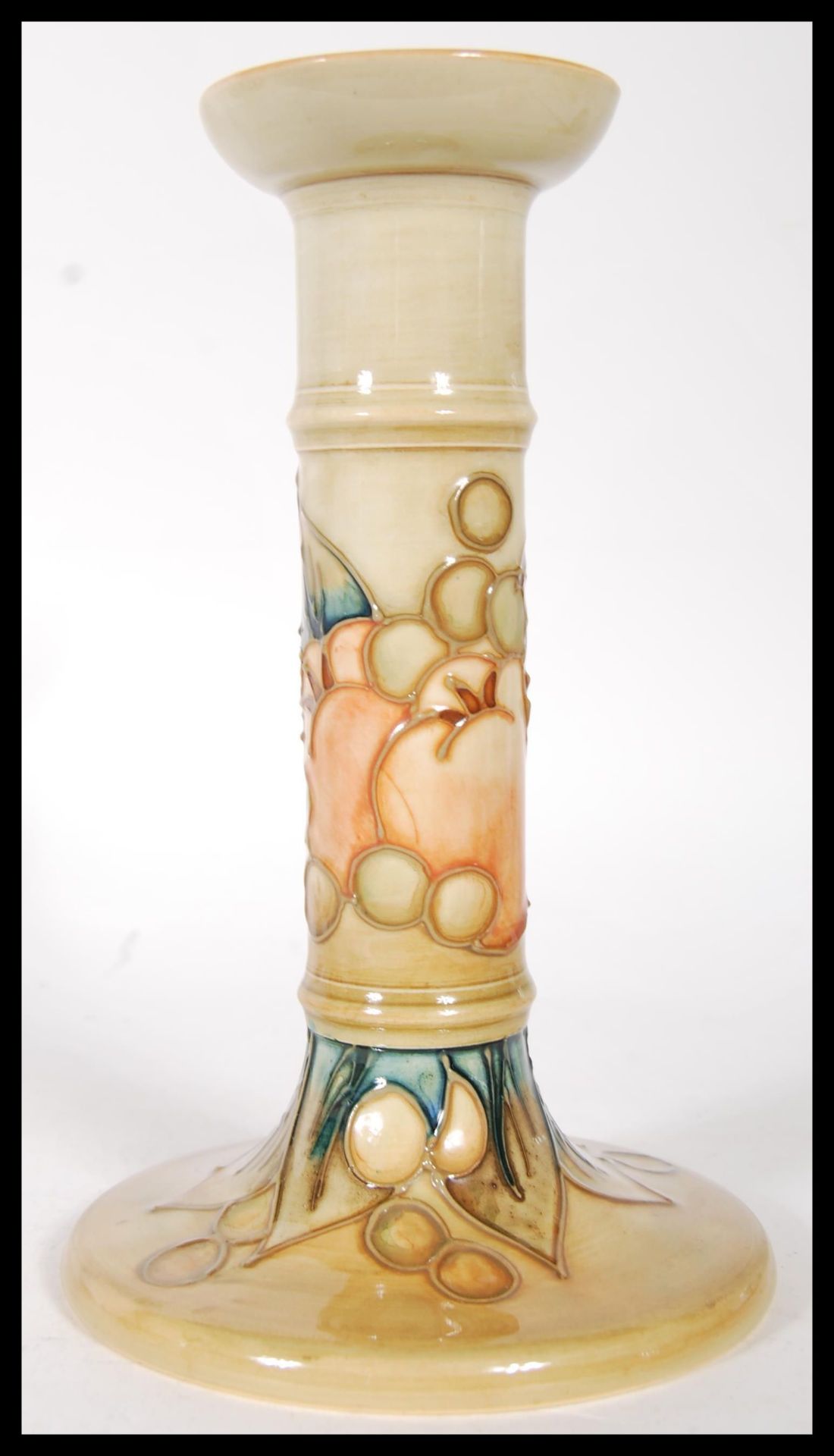 A Moorcroft pottery tube lined pedestal candlestick, decorated with a bird amongst fruit, - Bild 2 aus 6