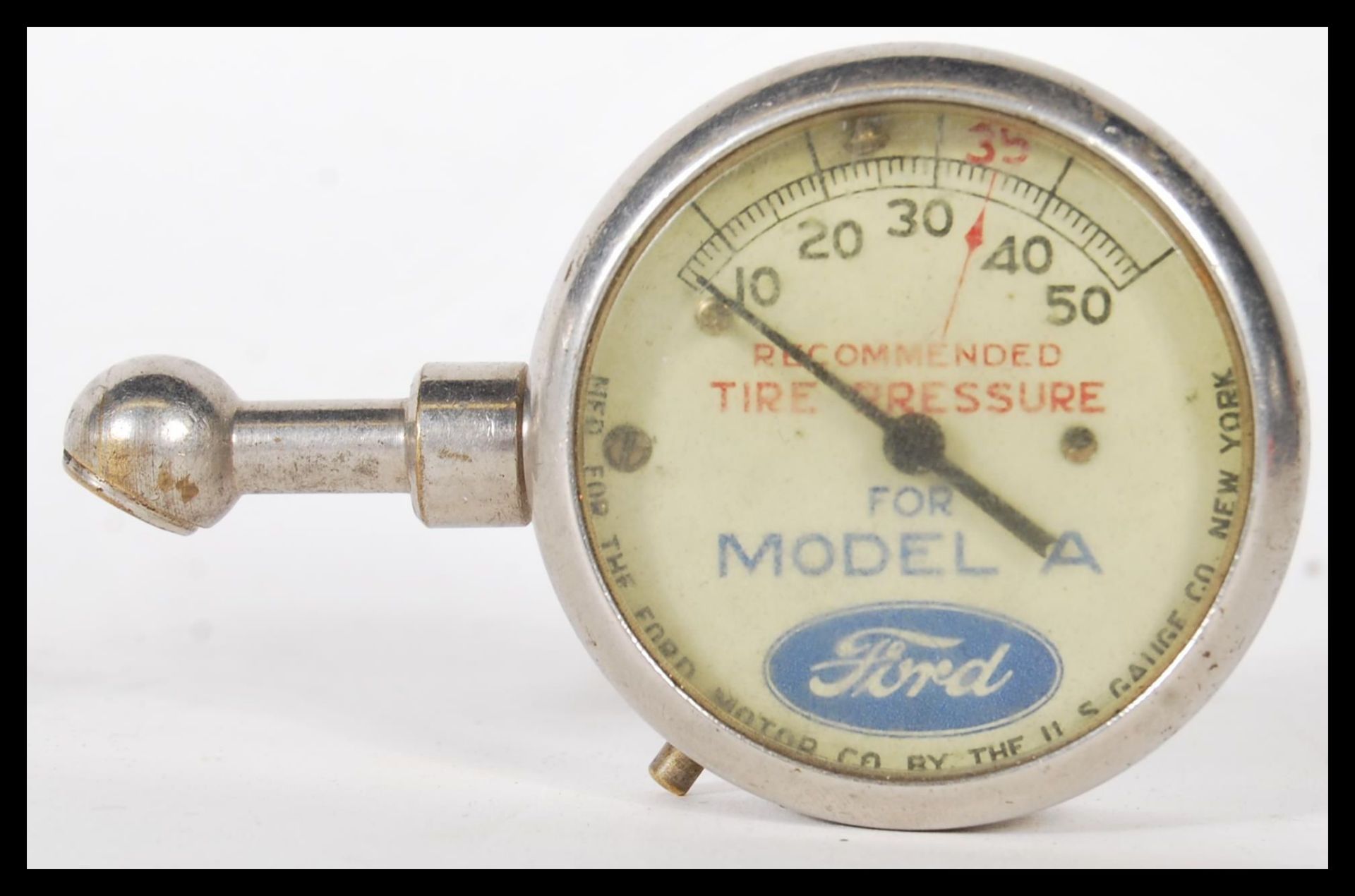 A early 20th Century pre war tyre pressure gauge for a Ford Model A car, made by the U. S Gauge