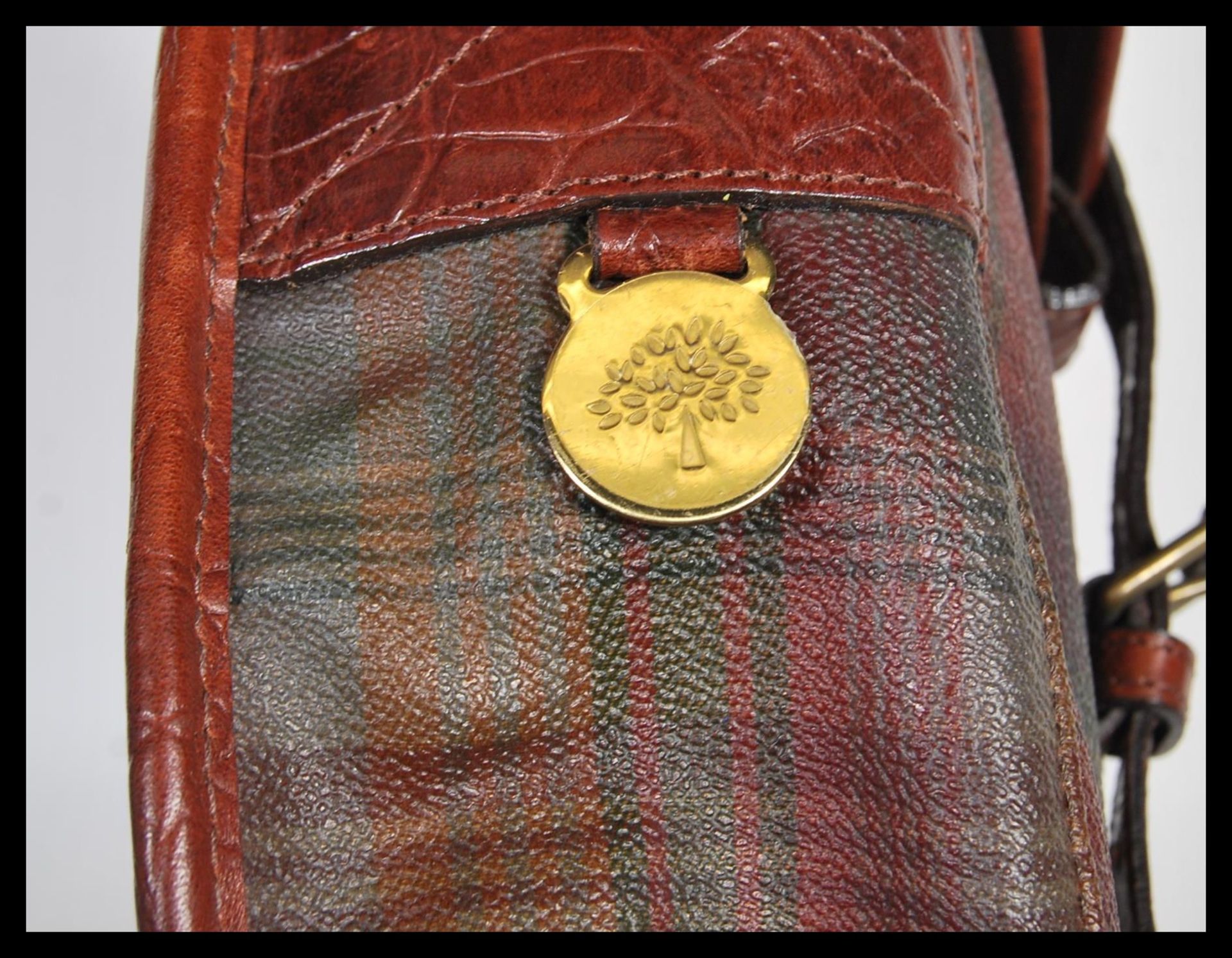 A vintage Mulberry plaid shooting style satchel / messenger bag.  This tartan check leather unisex - Bild 6 aus 7