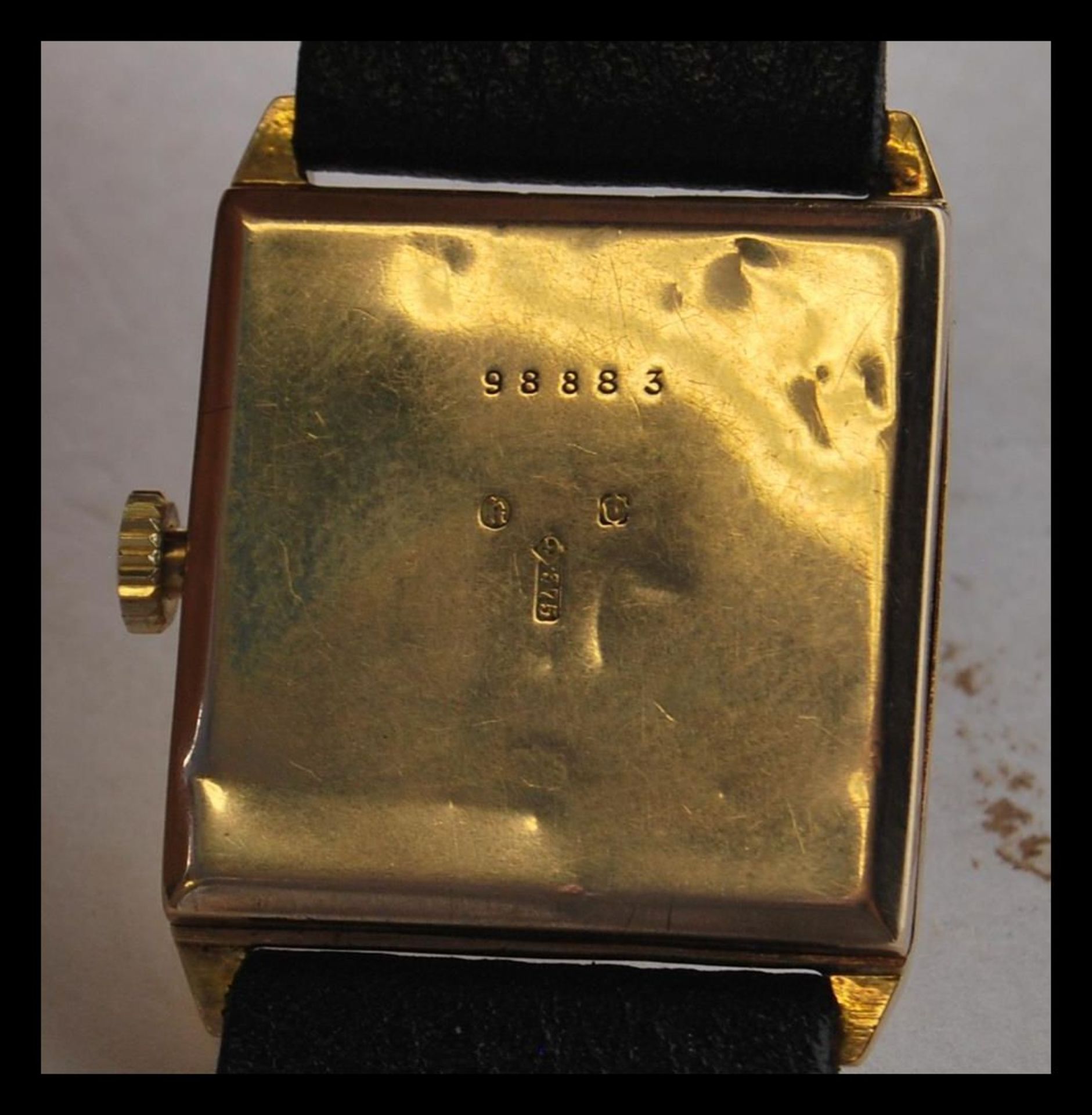 A vintage 20th Century Art Deco style 9ct gold gents tank watch, silver and champagne two tone - Image 6 of 8