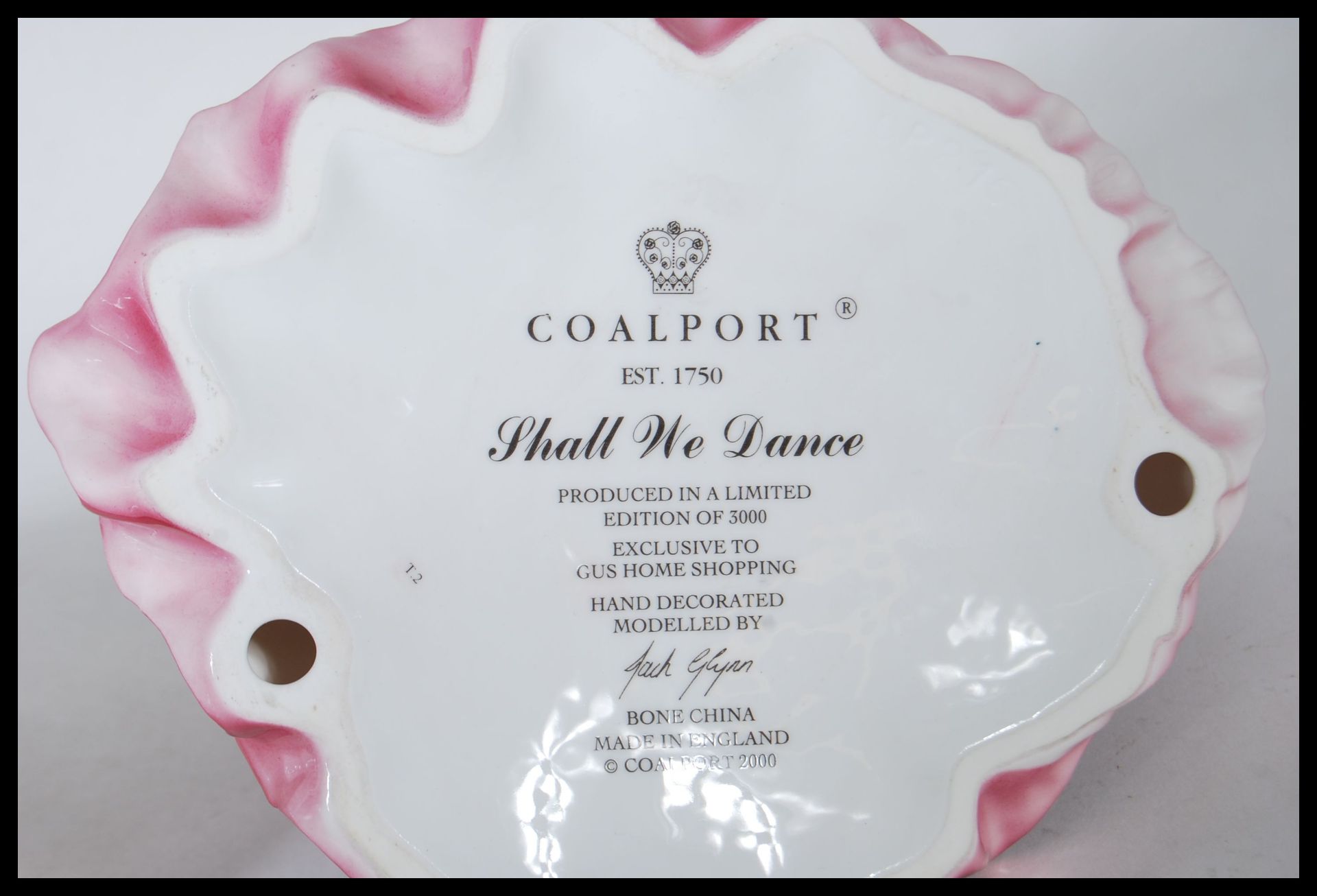 A Coalport Bone China ceramic figurine titled ' Shall We Dance ', produced in a limited edition of - Bild 7 aus 7