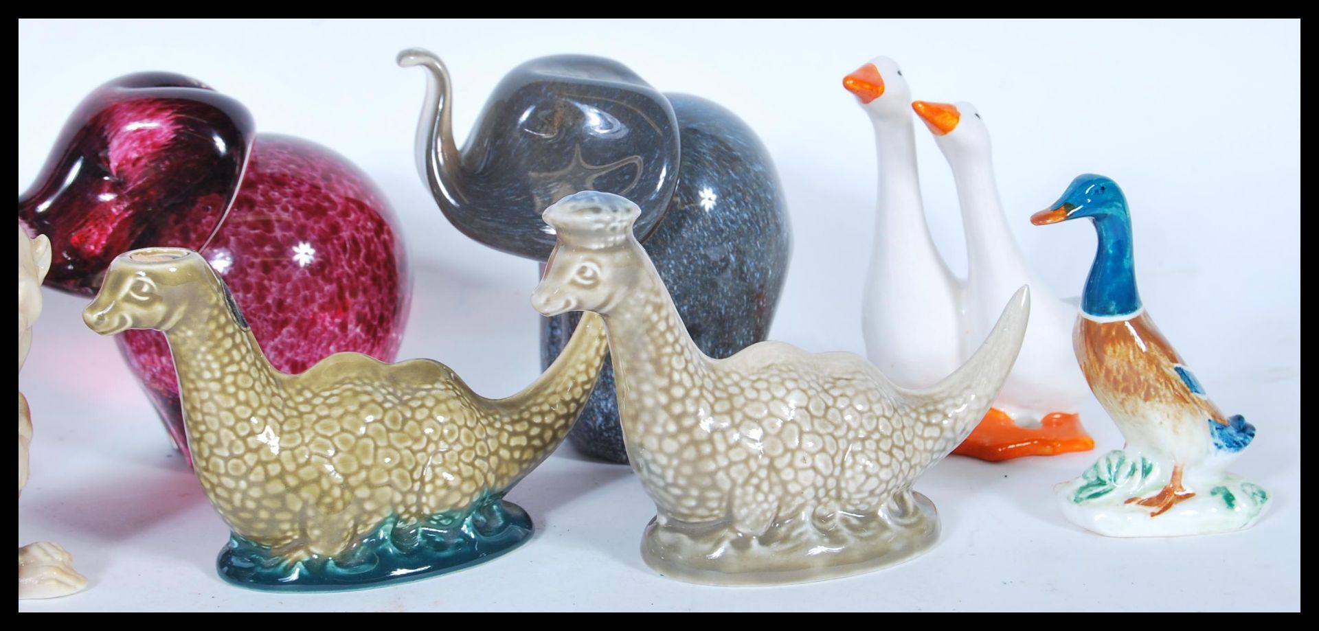 A collection of Beswick Small Whisky Decanters comprising Loch Ness Monster x 2, Flying Haggis - Bild 4 aus 5