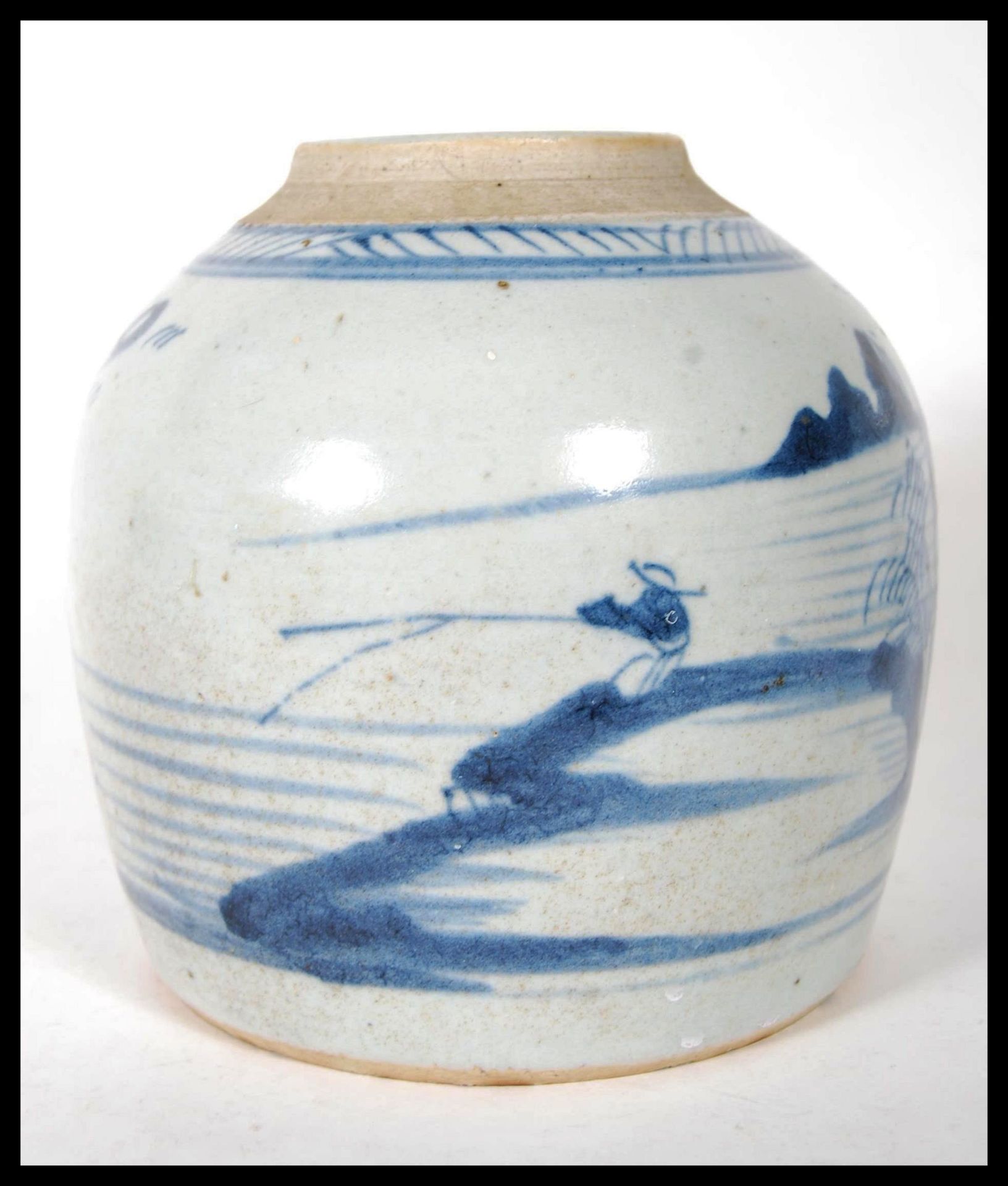 A late 18th/ early 19th Century blue and white Chinese stoneware ginger jar of bulbous form, - Bild 2 aus 6