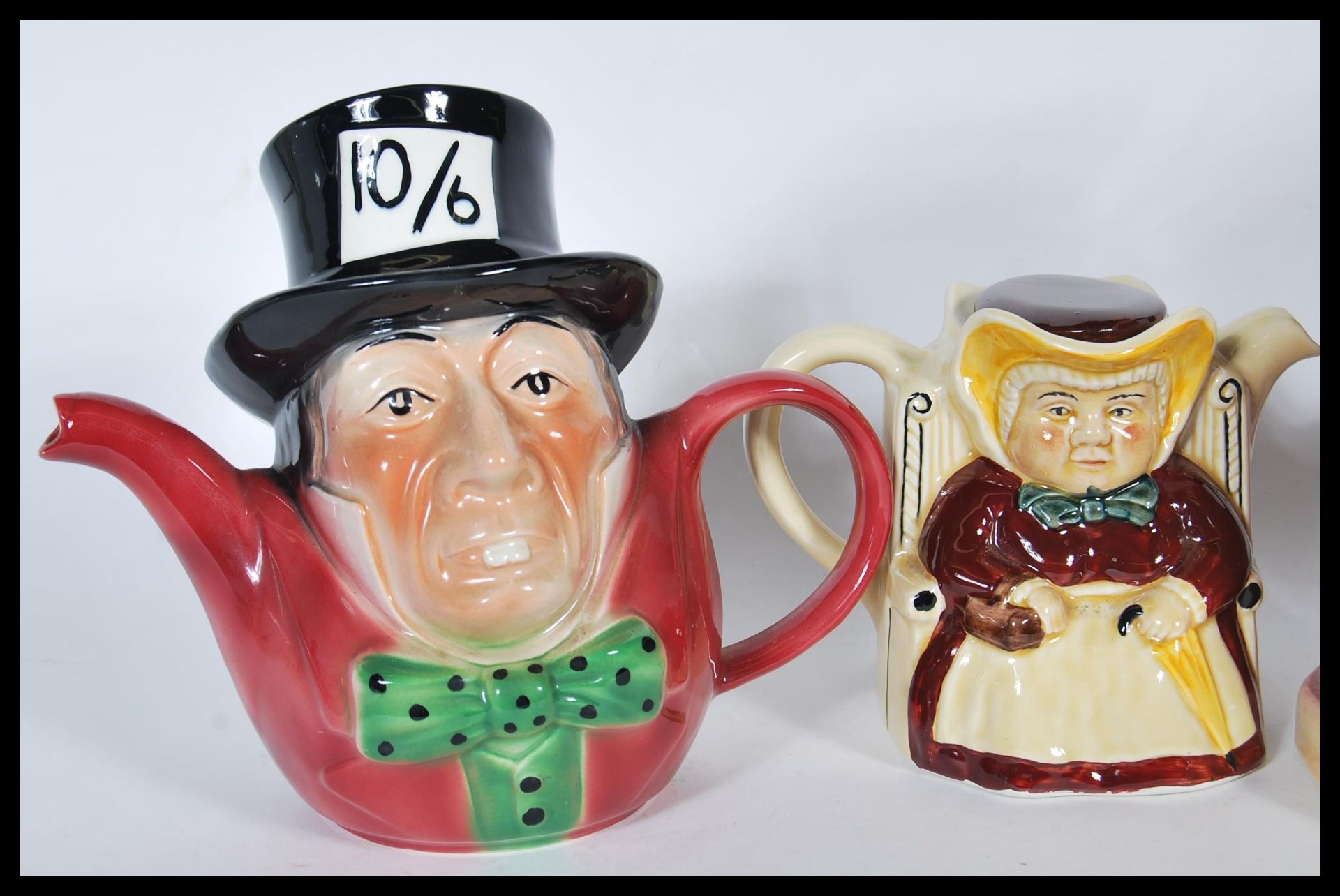 A collection of seven 20th Century ceramic Toby jugs to include examples by Toby Wood, Sylvac, - Bild 2 aus 7