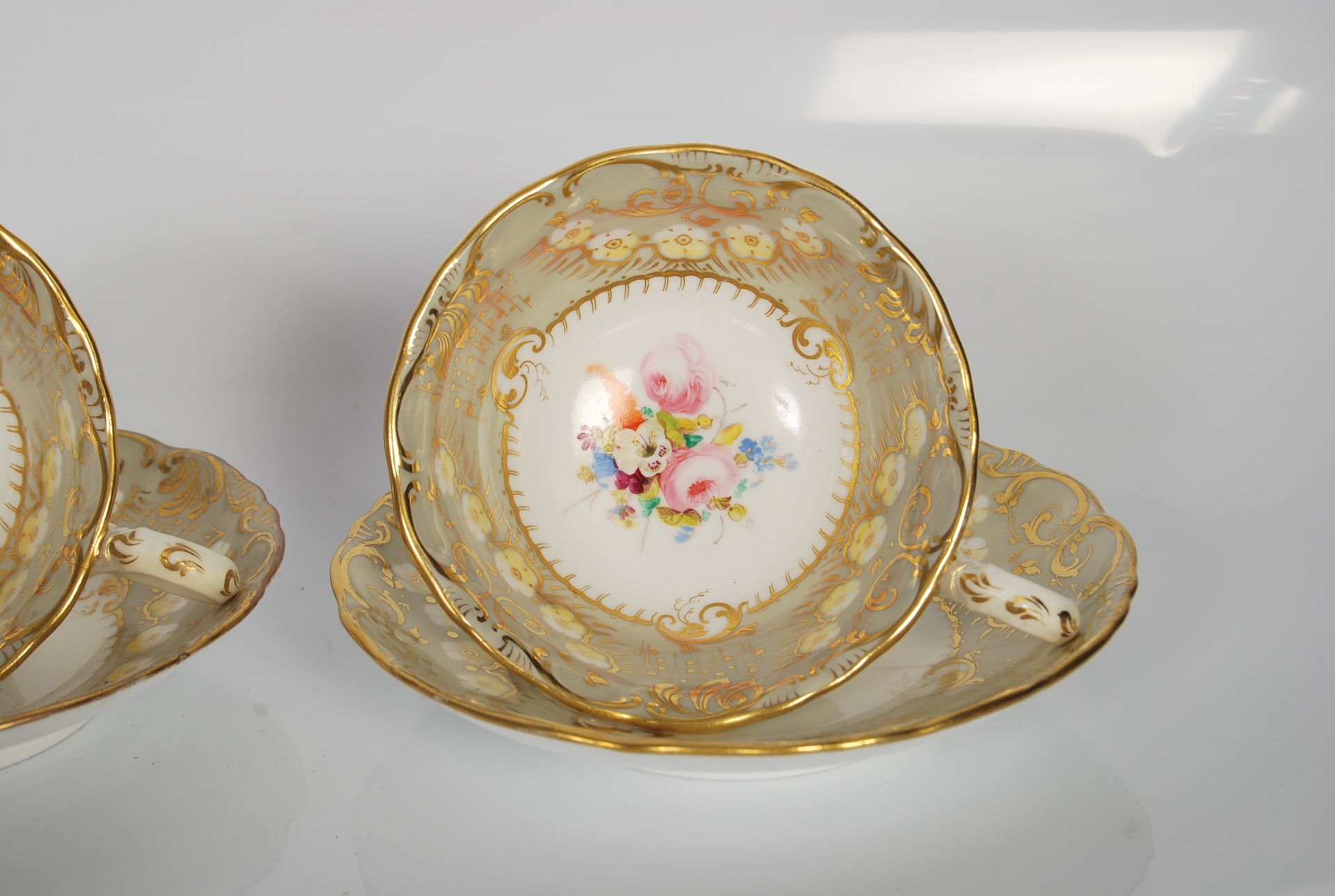 A set of four 19th/20th Century Davenport hand painted cabinet cups and saucers, together with a - Bild 17 aus 21