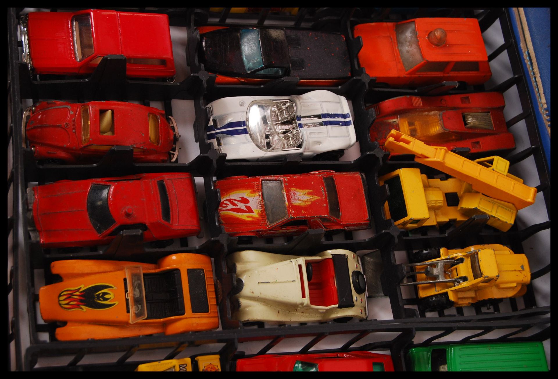 COLLECTION OF MATCHBOX AND OTHER DIECAST IN CARRY CASE - Bild 4 aus 7