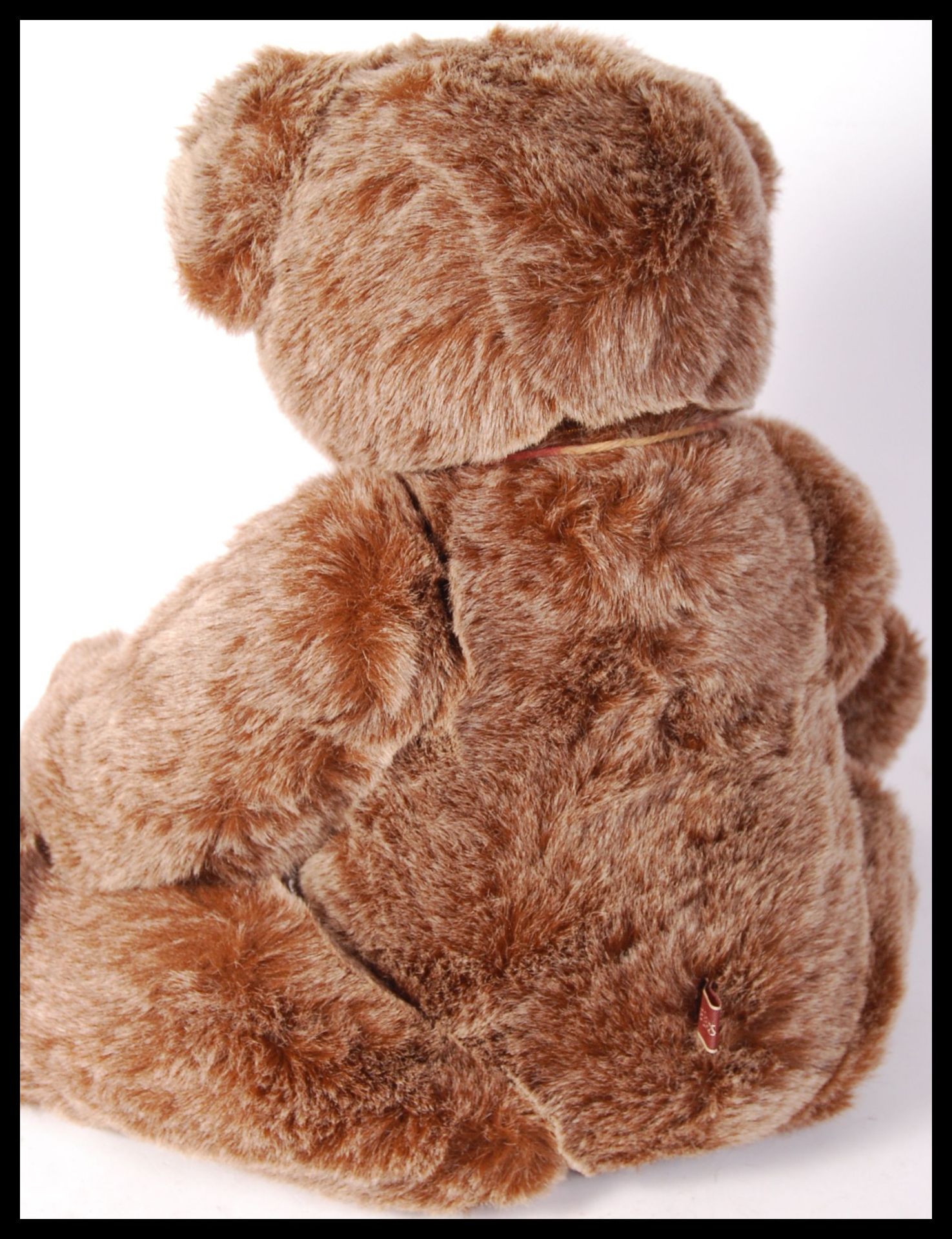 LARGE EXCLUSIVE CHARLIE BEARS TEDDY BEAR ' DREW ' - Bild 5 aus 5