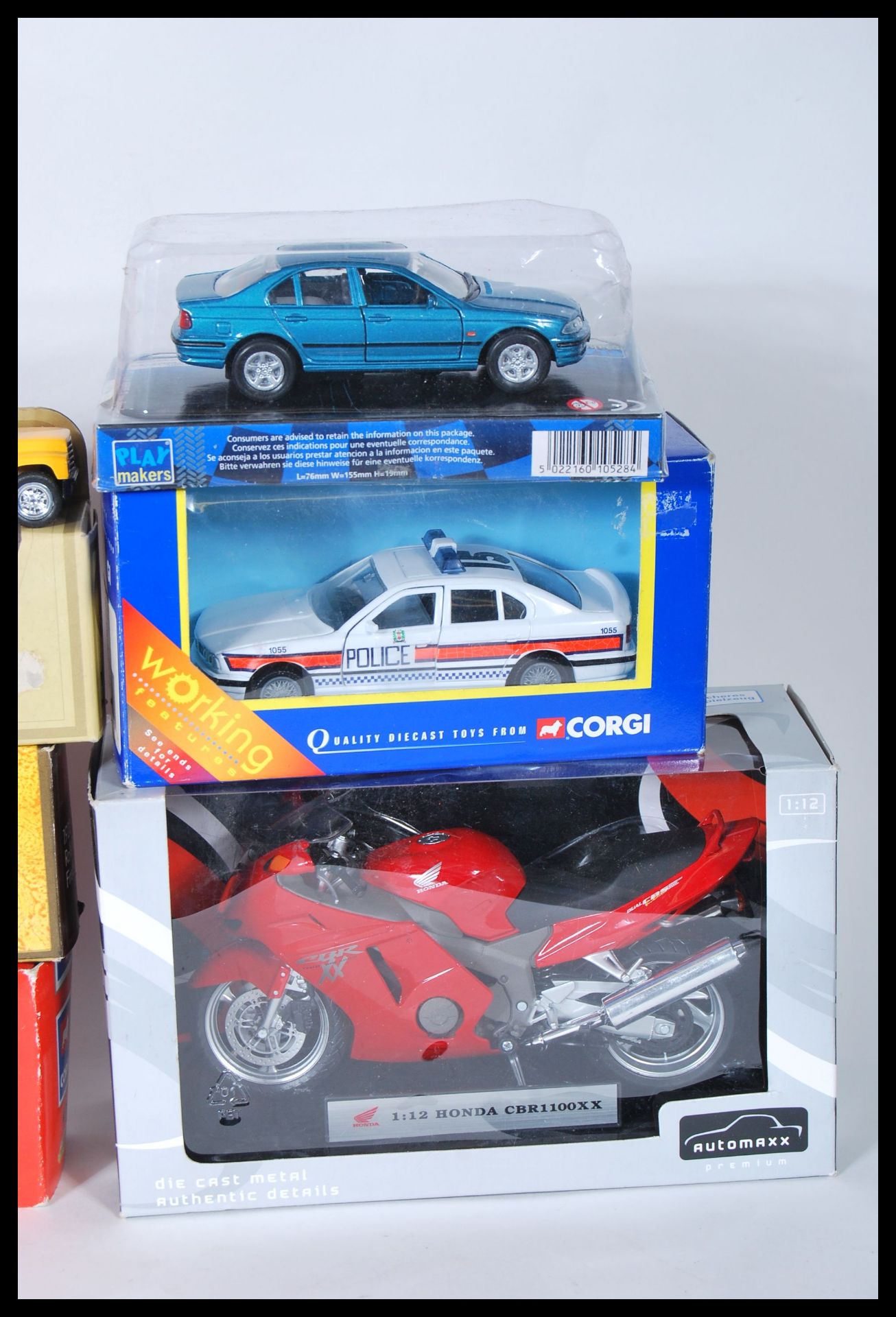 A collection of predominantly boxed scale model diecast cars to include Corgi, Doge power wagon, - Bild 6 aus 6