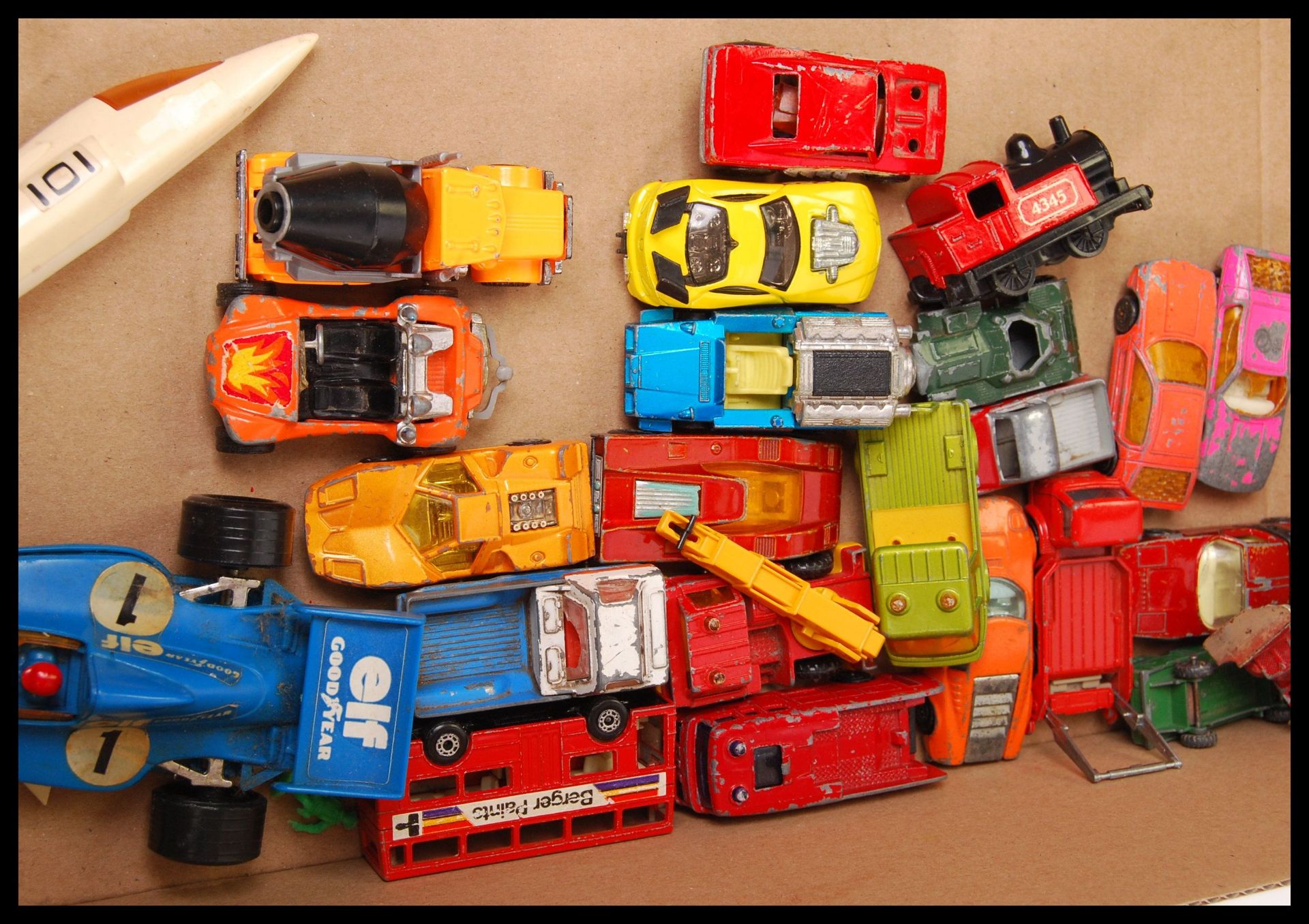 COLLECTION OF LOOSE VINTAGE DIECAST - Bild 5 aus 5