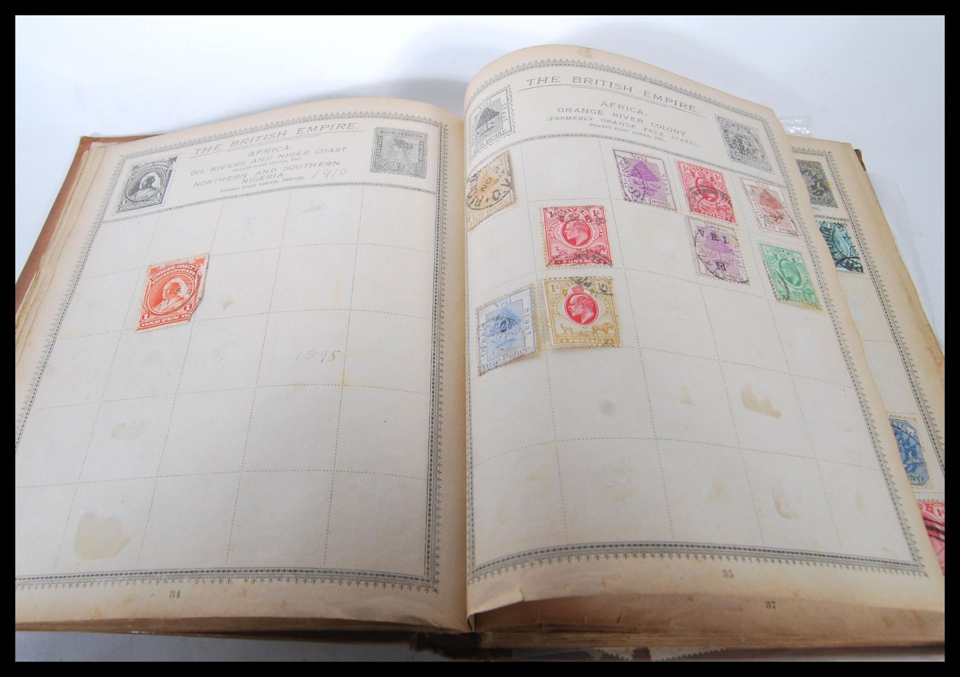 A collection of stamps dating from the 19th Century onwards across four albums to include - Bild 17 aus 19