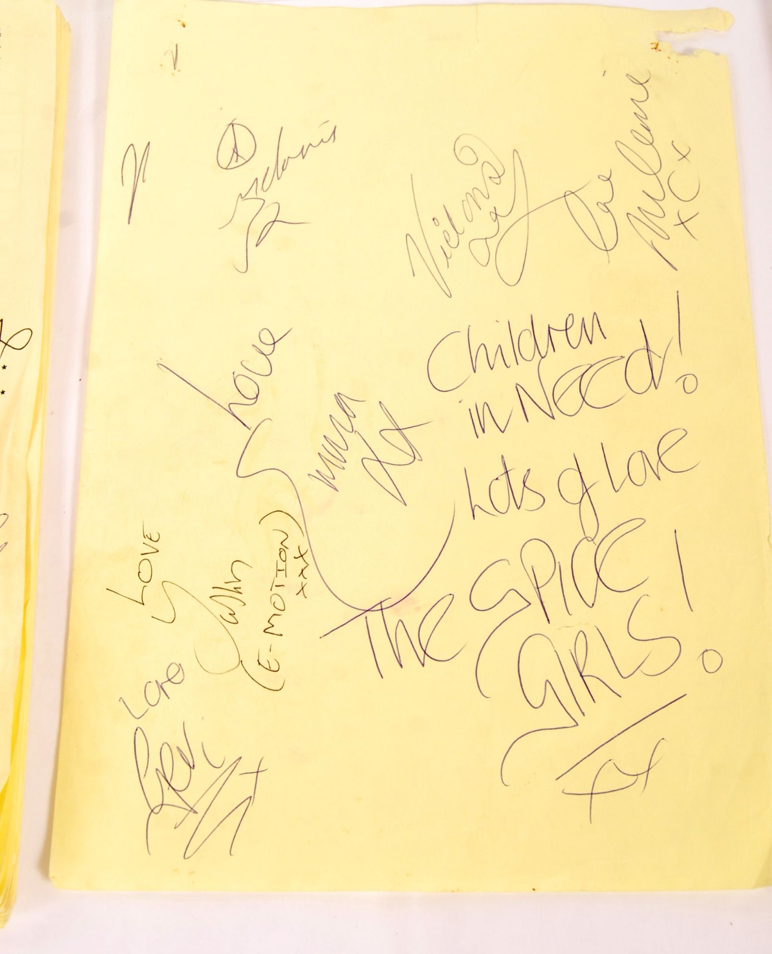 RARE TOP OF THE POPS CHILDREN IN NEED AUTOGRAPHED SCRIPTS - Bild 3 aus 5