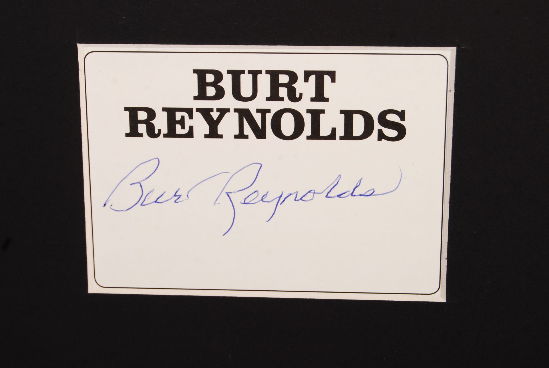 BURT REYNOLDS - SMOKEY & THE BANDIT - AUTOGRAPH PRESENTATION - Bild 3 aus 3