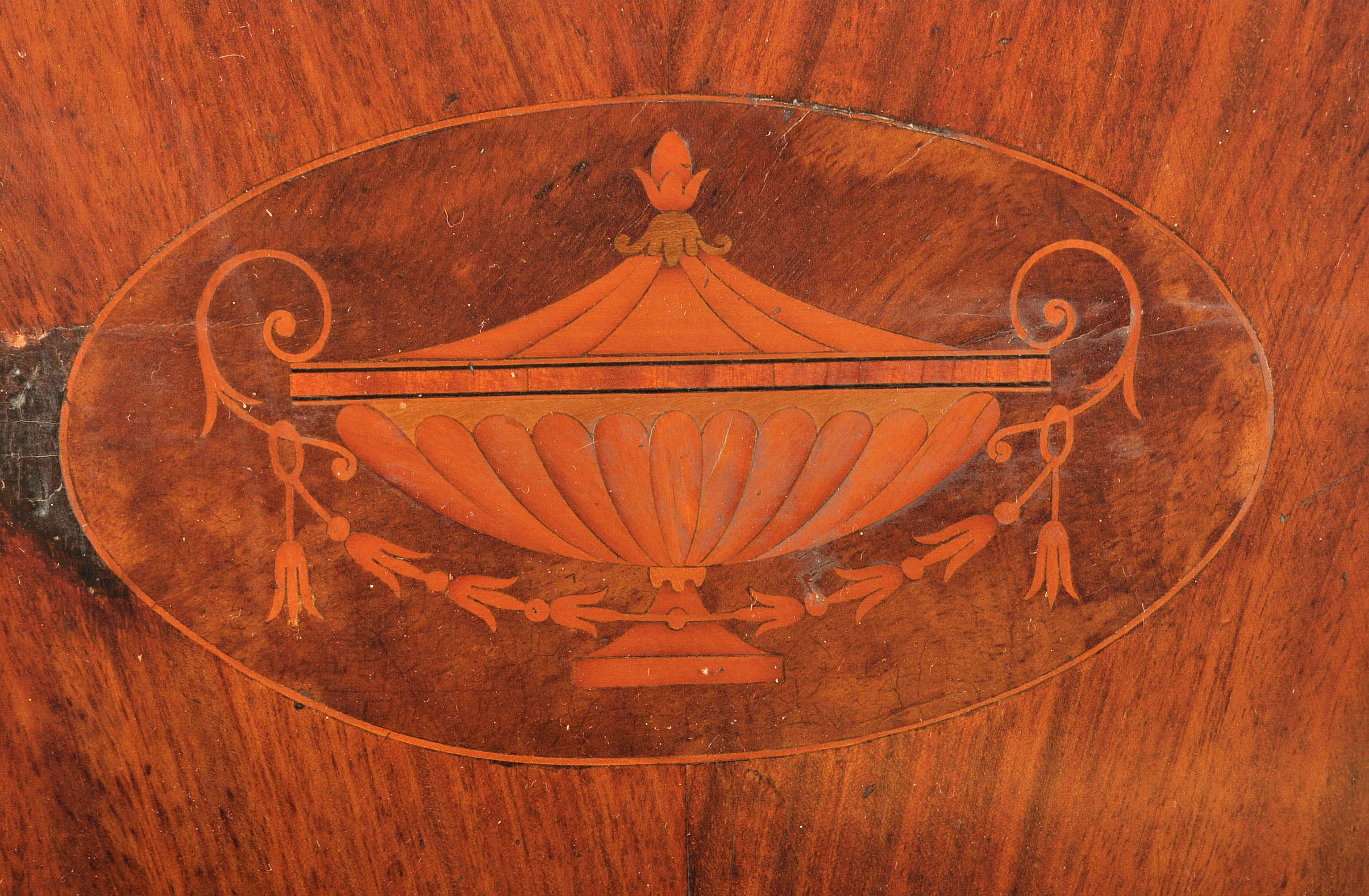 A GEORGE III 18TH CENTURY MAHOGANY INLAID BUREAU B - Image 4 of 8