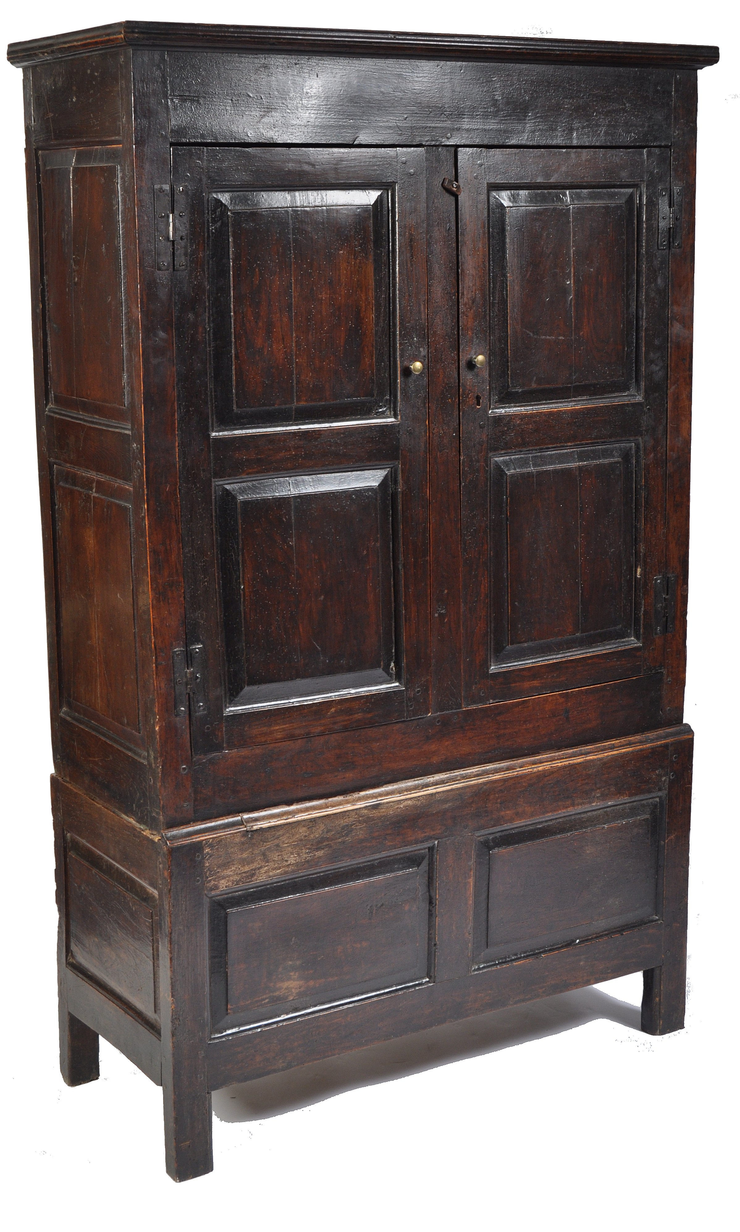 17TH / 18TH CENTURY COUNTRY OAK LIVERY CUPBOARD