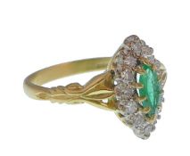 18CT GOLD BIRMINGHAM HALLMARKED GOLD EMERALD AND D