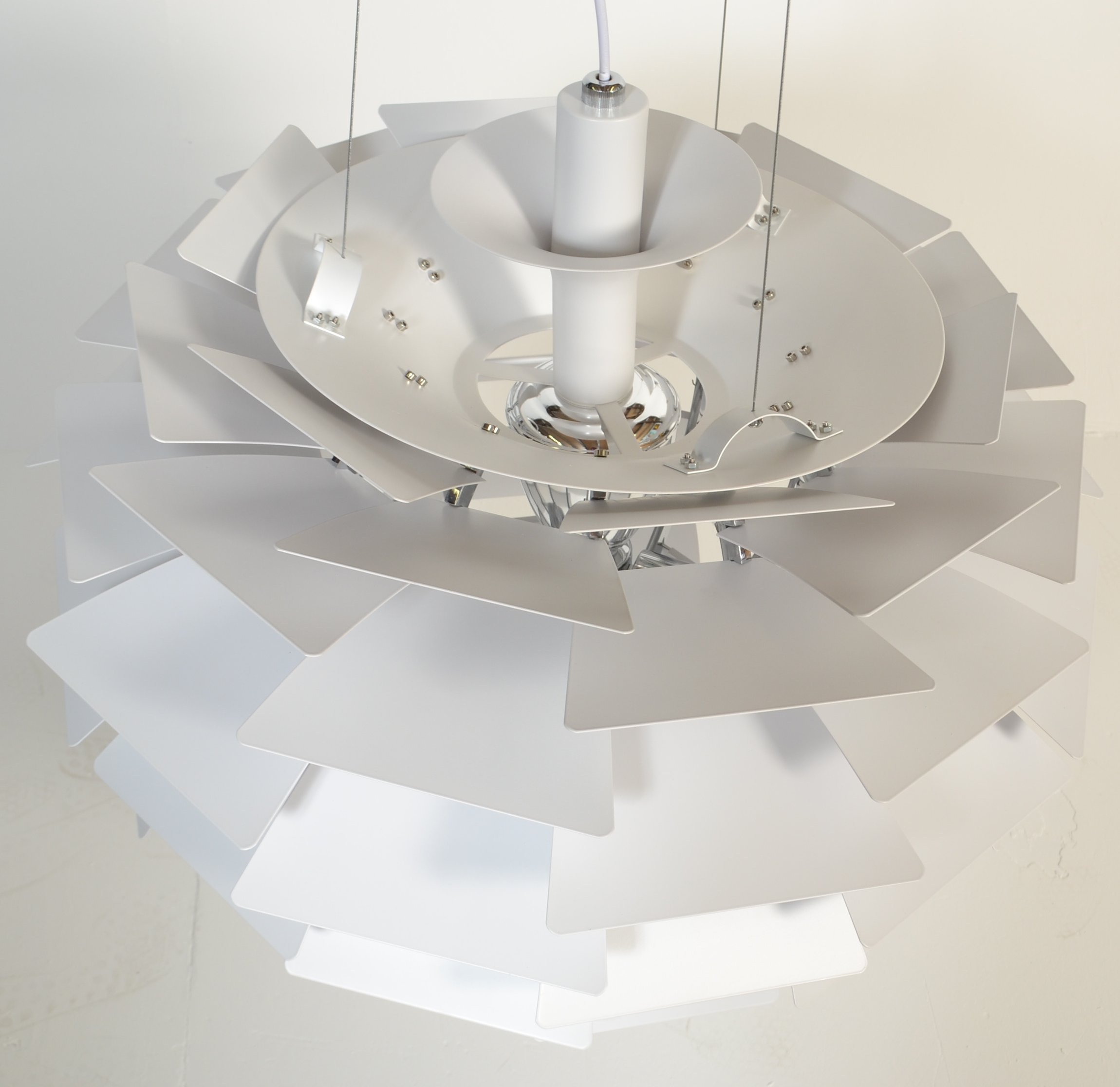 AFTER POUL HENNINGSEN A CONTEMPORARY ARTICHOKE LAMP - Image 3 of 5