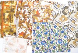 COLLECTION OF VINTAGE RETRO FABRIC AND TEXTILES