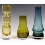 GROUP OF VINTAGE 20TH CENTURY SCANDINAVIAN STUDIO ART GLASS.