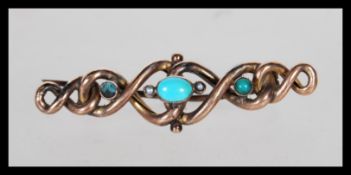 A 19th Century Victorian knot brooch having a cent