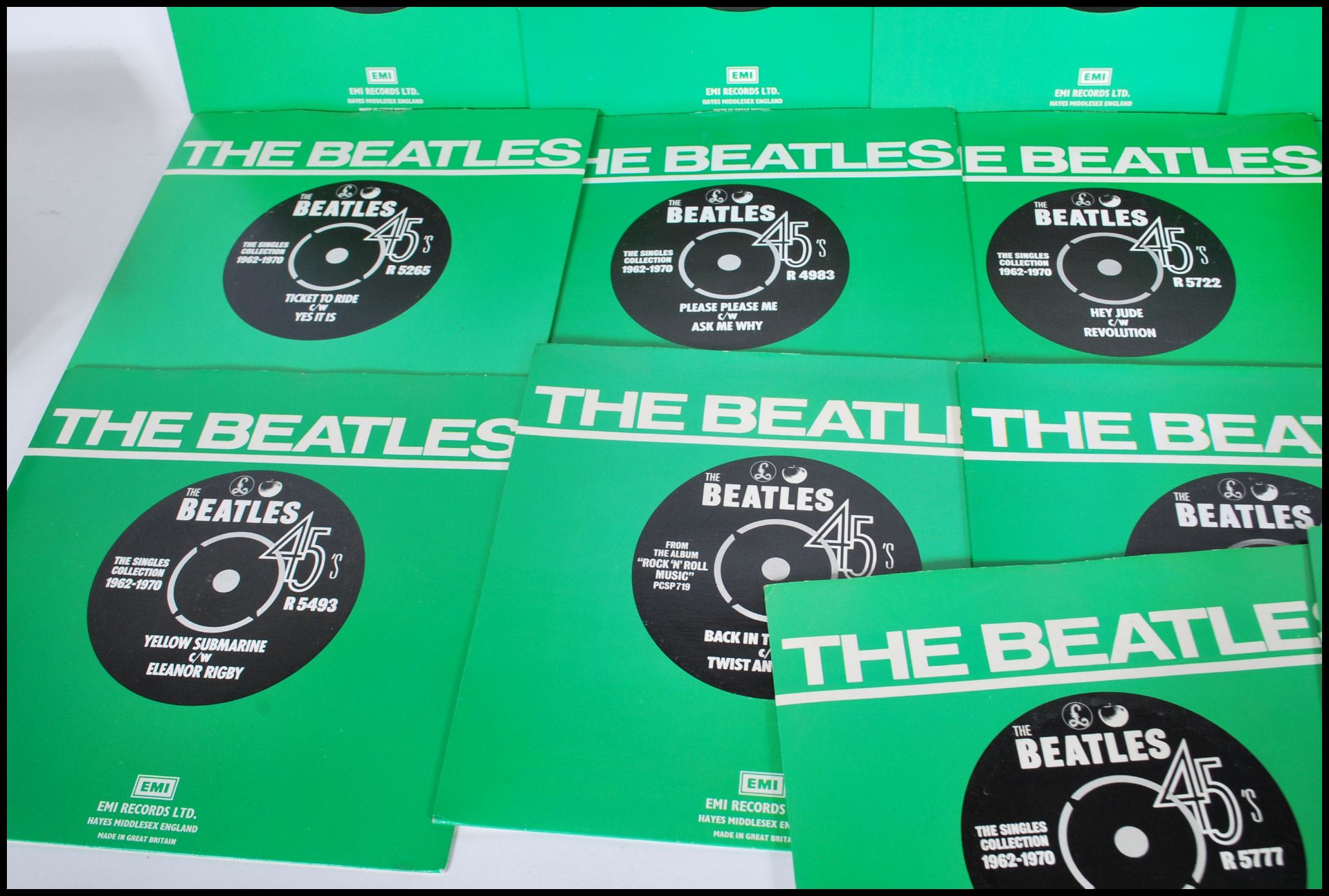 The Beatles Collection - Singles 7 inch 45 RPM 1962-1970 in a cardboard leatherette case with gilt - Bild 8 aus 9