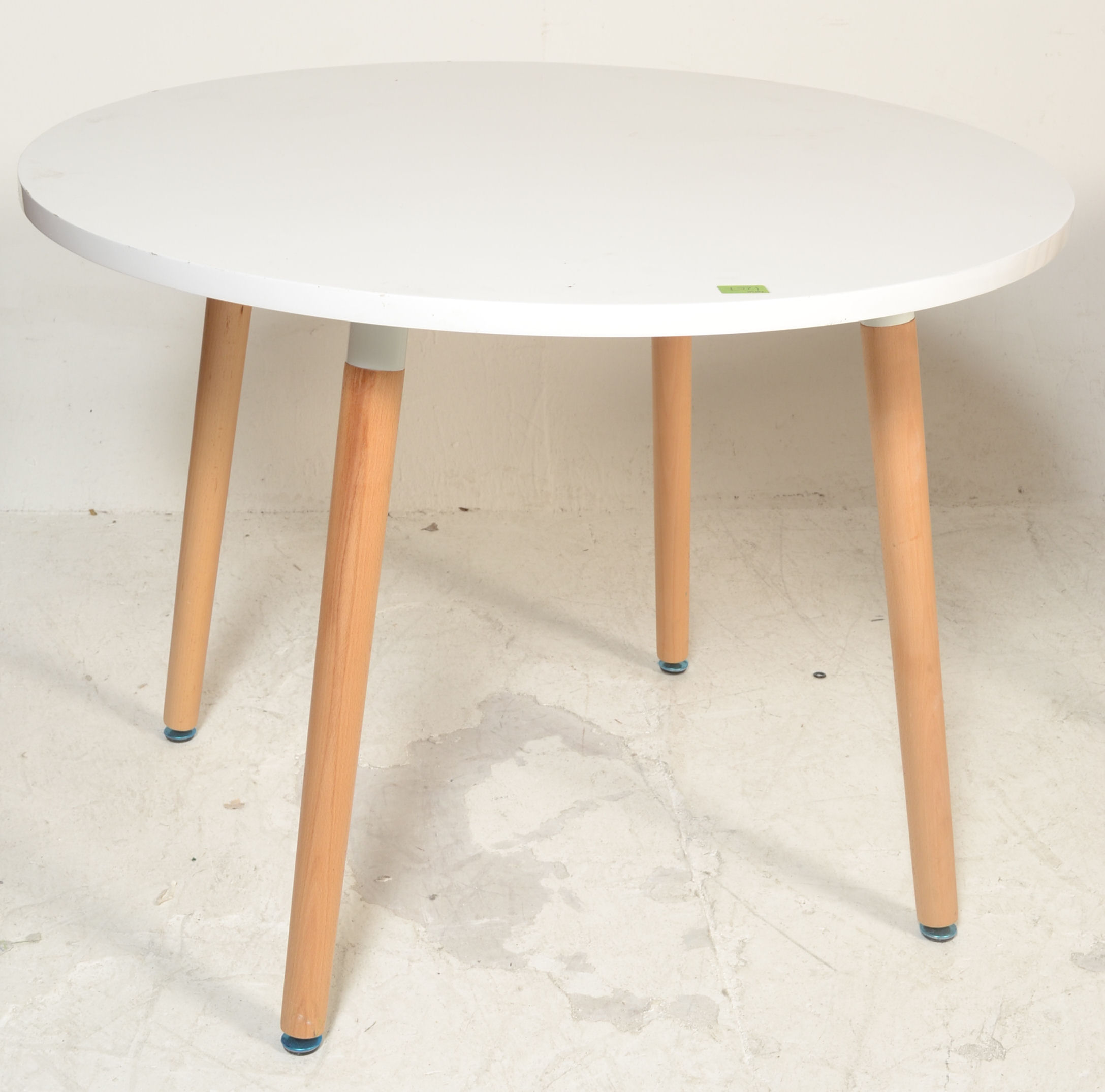 A contemporary white laminated and ash circular dining table. The table comprising of a laminated - Image 4 of 8