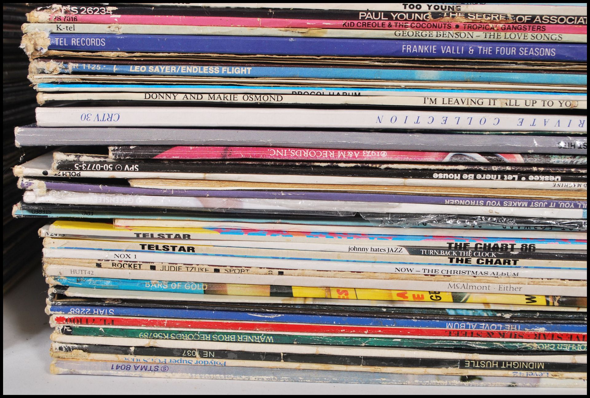 A collection of vinyl long play LP record albums featuring several artists and genres to include - Bild 4 aus 14