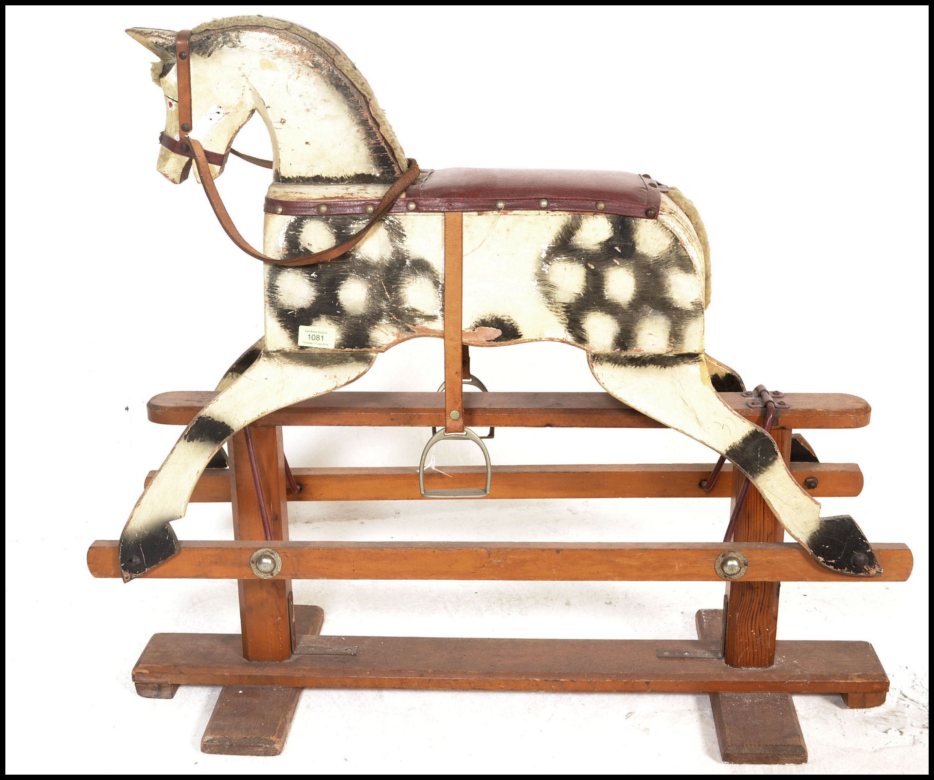 A mid century retro wooden childrens painted rocking horse by Leeway. Complete with the original - Bild 5 aus 11